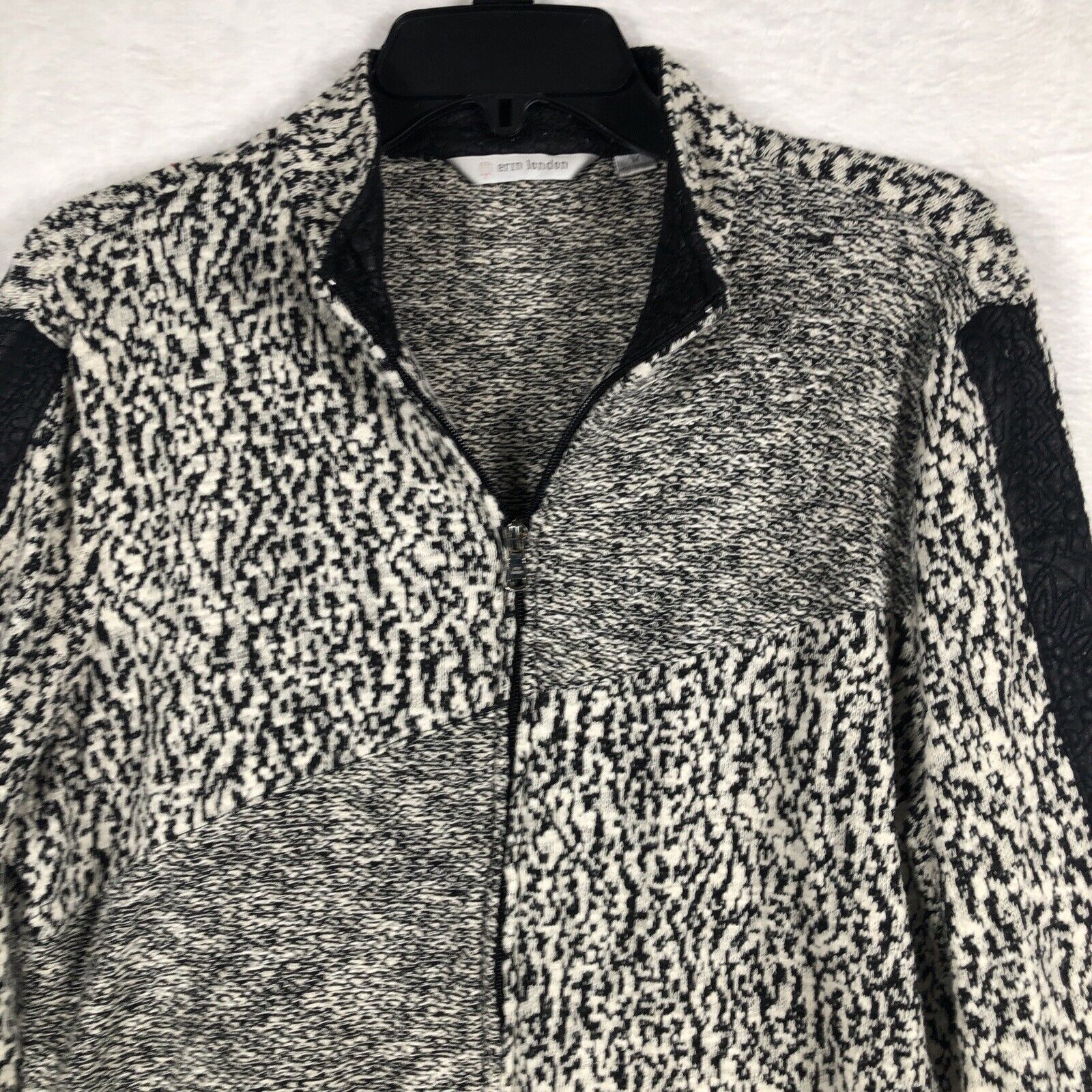 Women's Sweater Animal Print Erin London Jacket Size Adult Medium