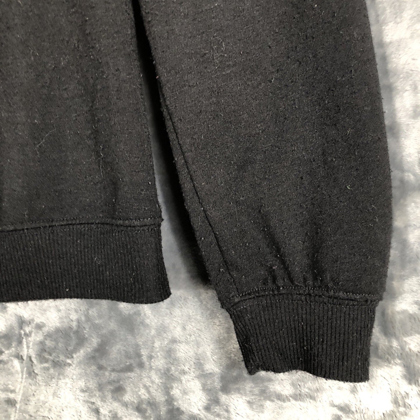 MIKEN Flow Sweatshirt Women’s Sweater Black She Is Strong Size Small