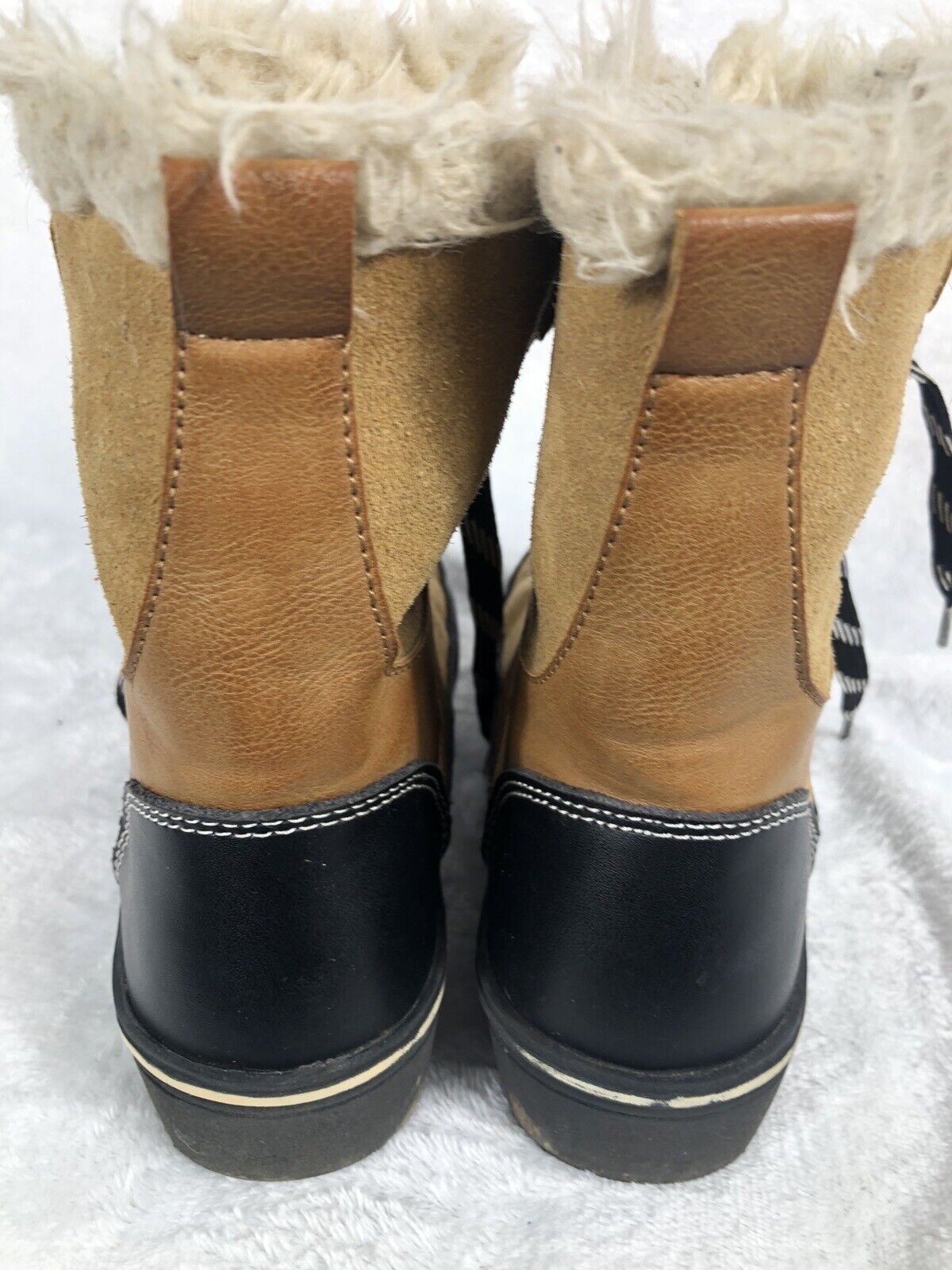 Meron Boots Woman’s High Top Leather Faux Fur-Lined Lace Up Shoe 7