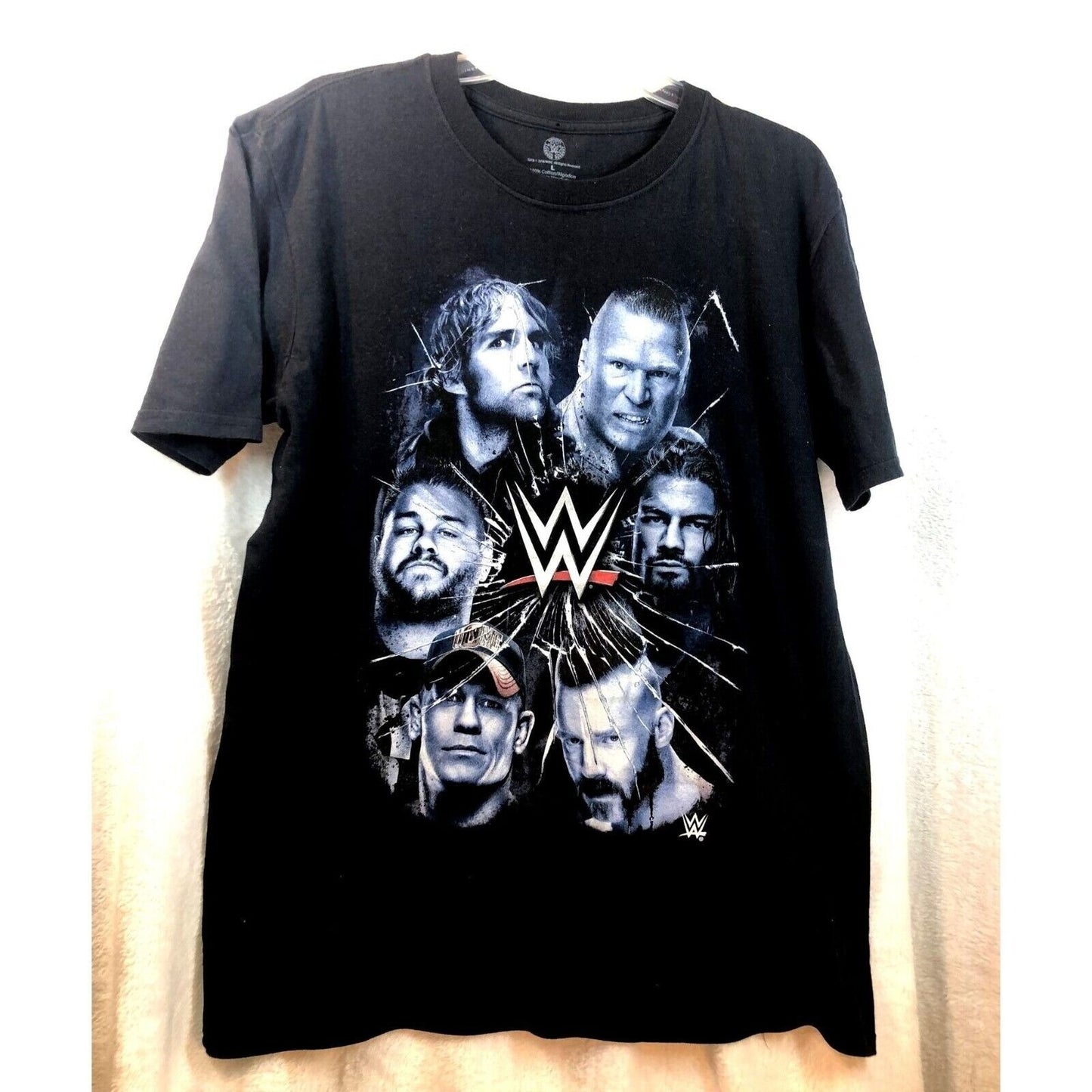 WWE Mens Superstars Black T-Shirt Large 100% Cotton Graphic Tee