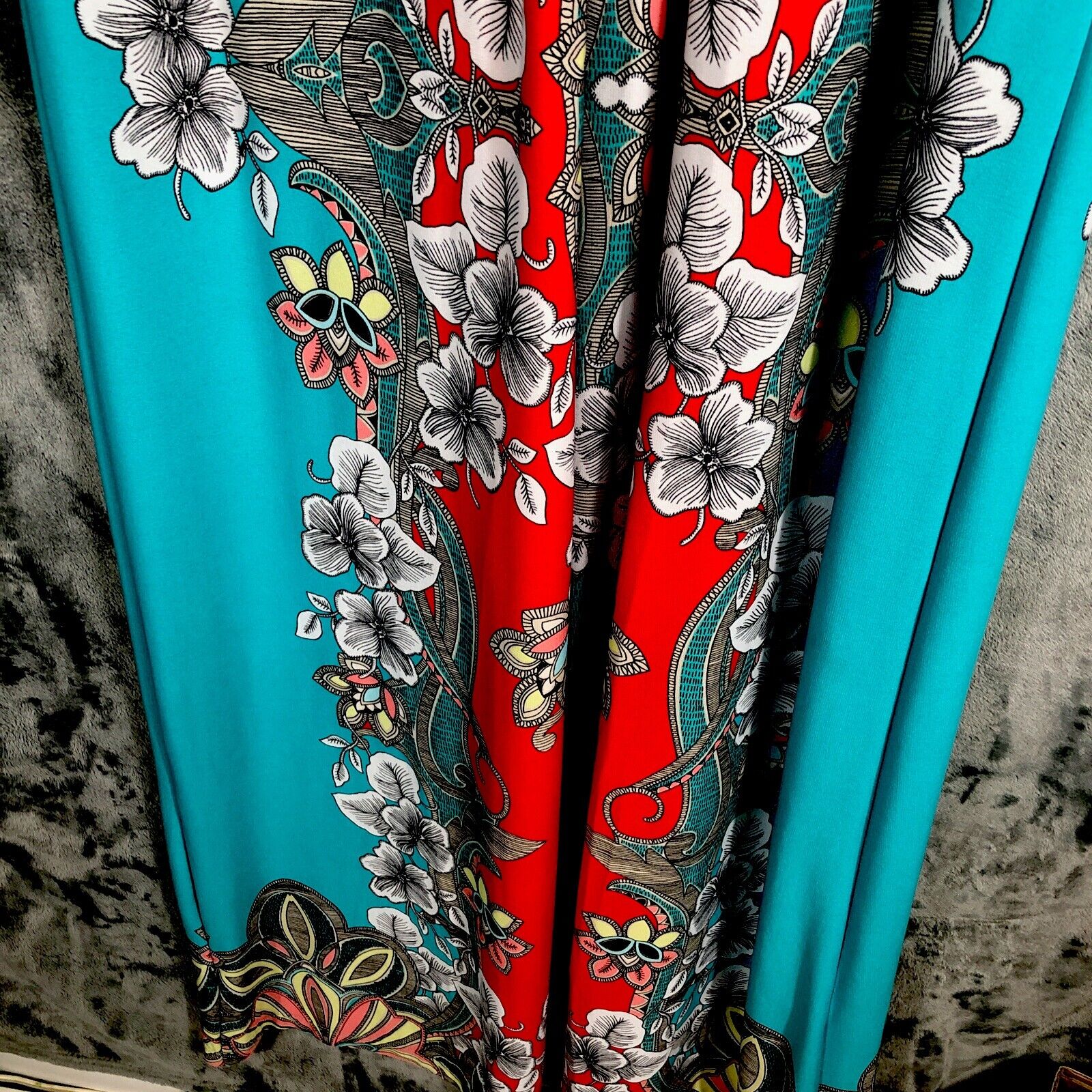 Glamour Woman’s Dress Maxie Sleeveless Medium Floral Vibrant Multicolored Dress