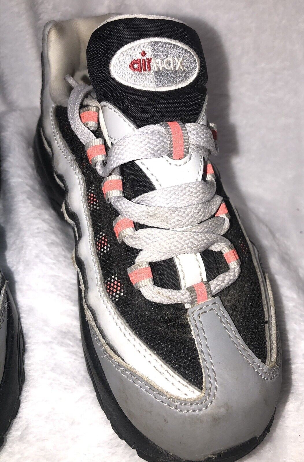 Nike Air Max Boys Shoes Athletic Footwear Youth Running Tennis Shoes Sneakers