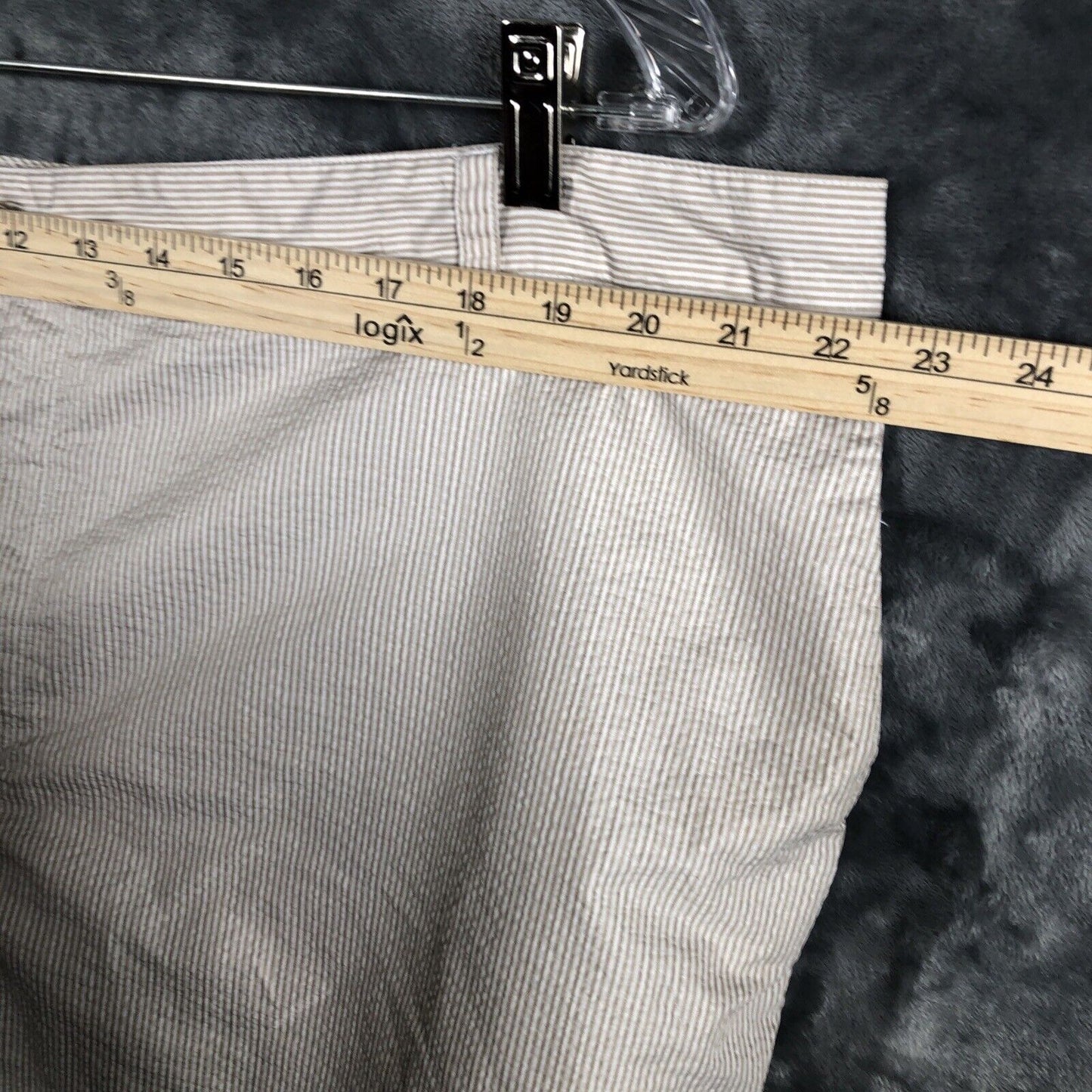 Three Sixty Six Men’s Shorts Size 44