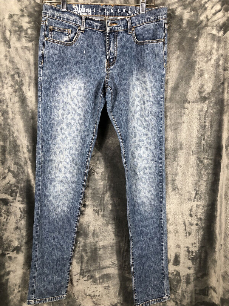 AubreyDawn,  Blue Jeans  ,Women Size 11 Cheetah Print , Sliver Stud Detail