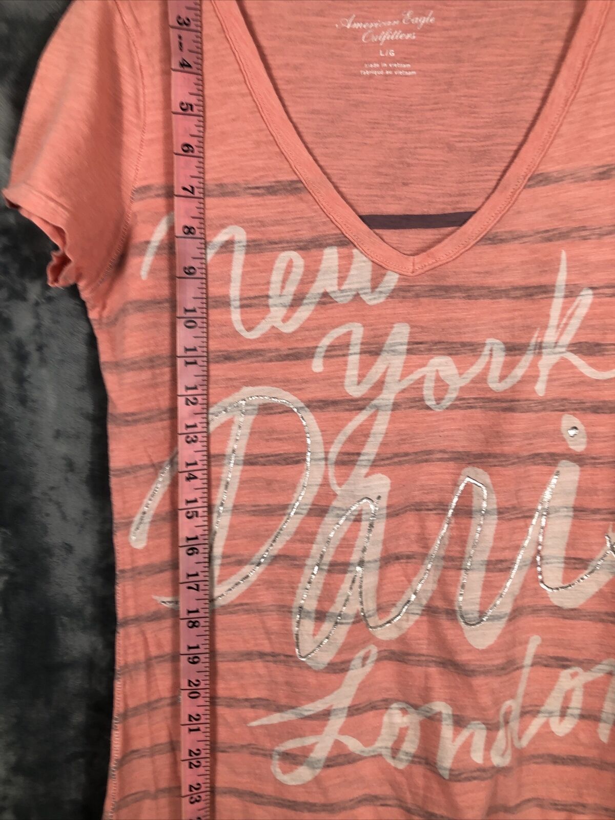 American Eagle Outfitters , Women’s Top , Size L , Sparkly Graphic Detail