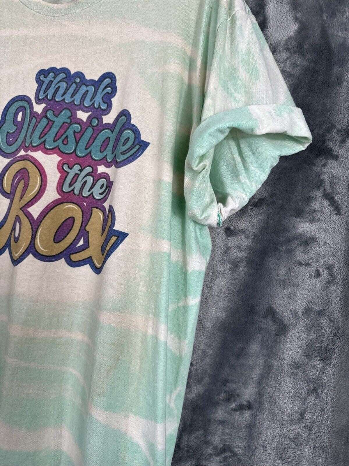 Think Outside The Box Gildan Softstyle Graphic T-Shirt XL Tie-Dye Green/White