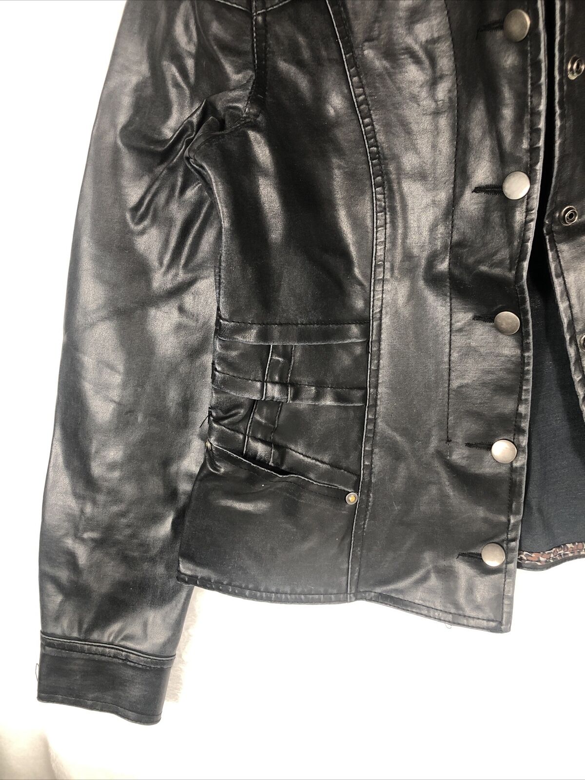 Biker Woman’s Leather Jacket Black Casual Fitted Trendy Stylish