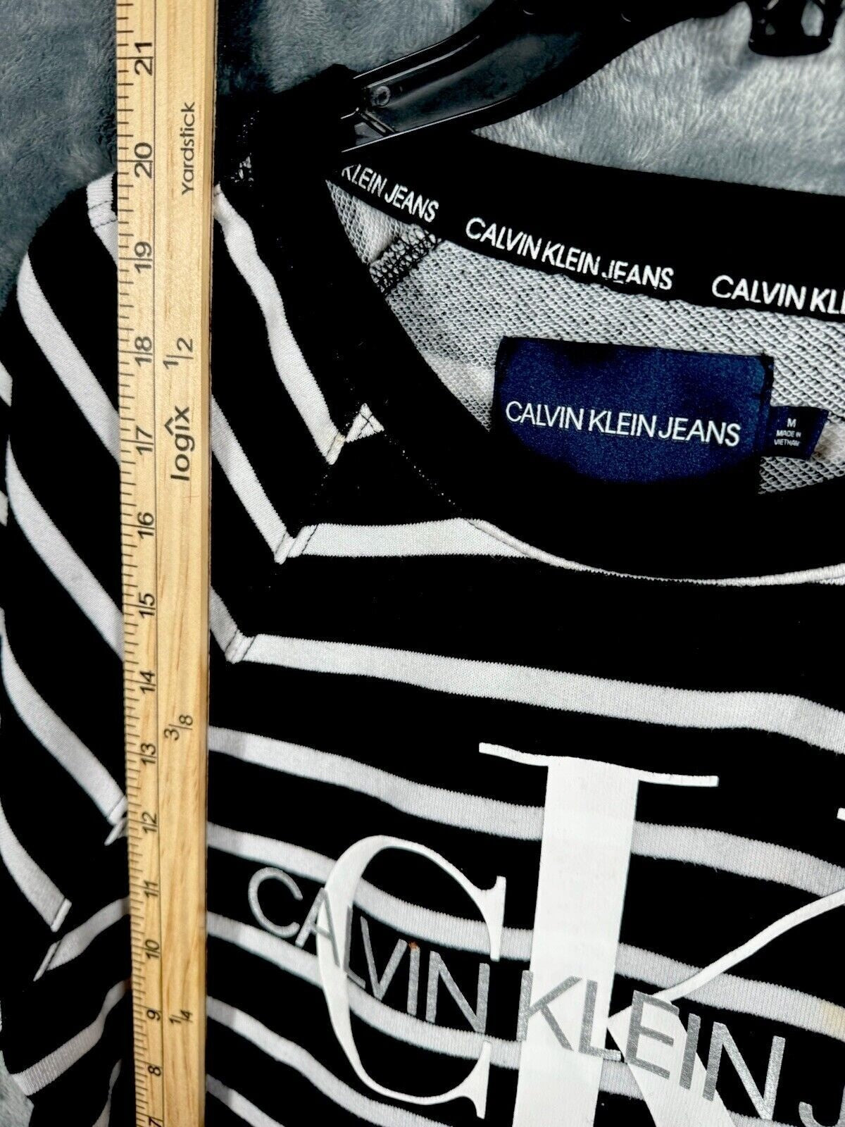 Calvin klein Woman's Shirt Crop Top Black/White Size Adult Medium