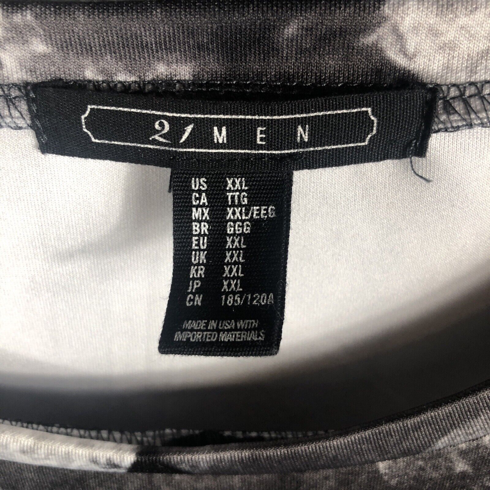 2/Men Shirt Men’s Forever 21  Shirt Size Adult 2X Large T-Shirt Black/Gray