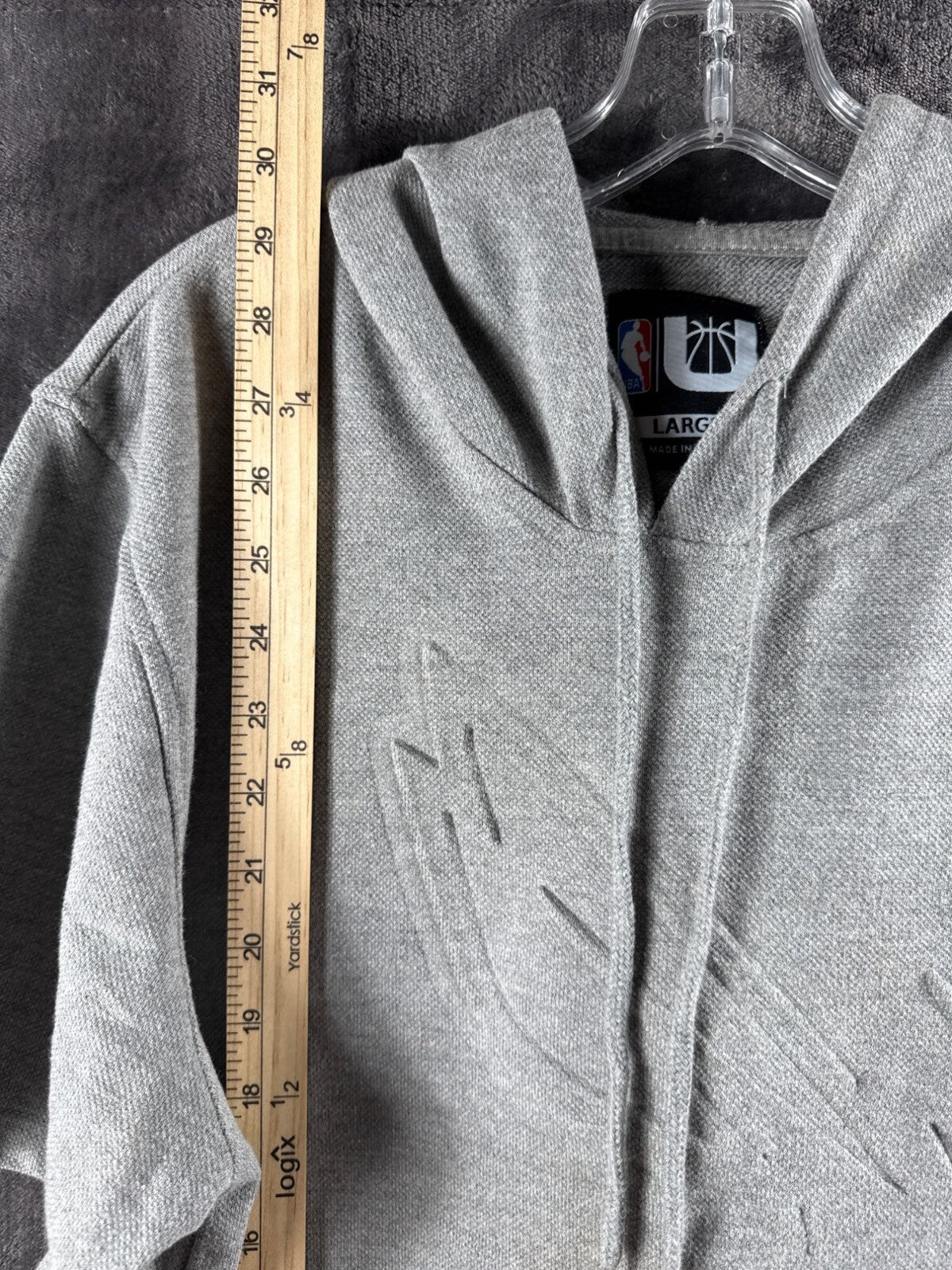 NBA Men's Gray Hoodie Sweatshirt Large - Embossed Logo