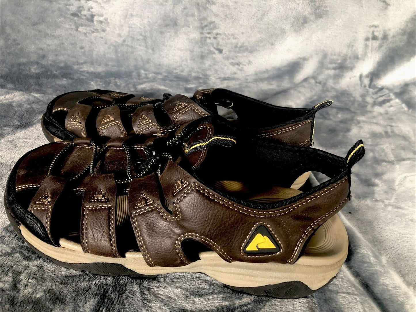 Ozark Trail Mens Sandals Brown Leather Outdoor Slide On Adult Shoes Size 10