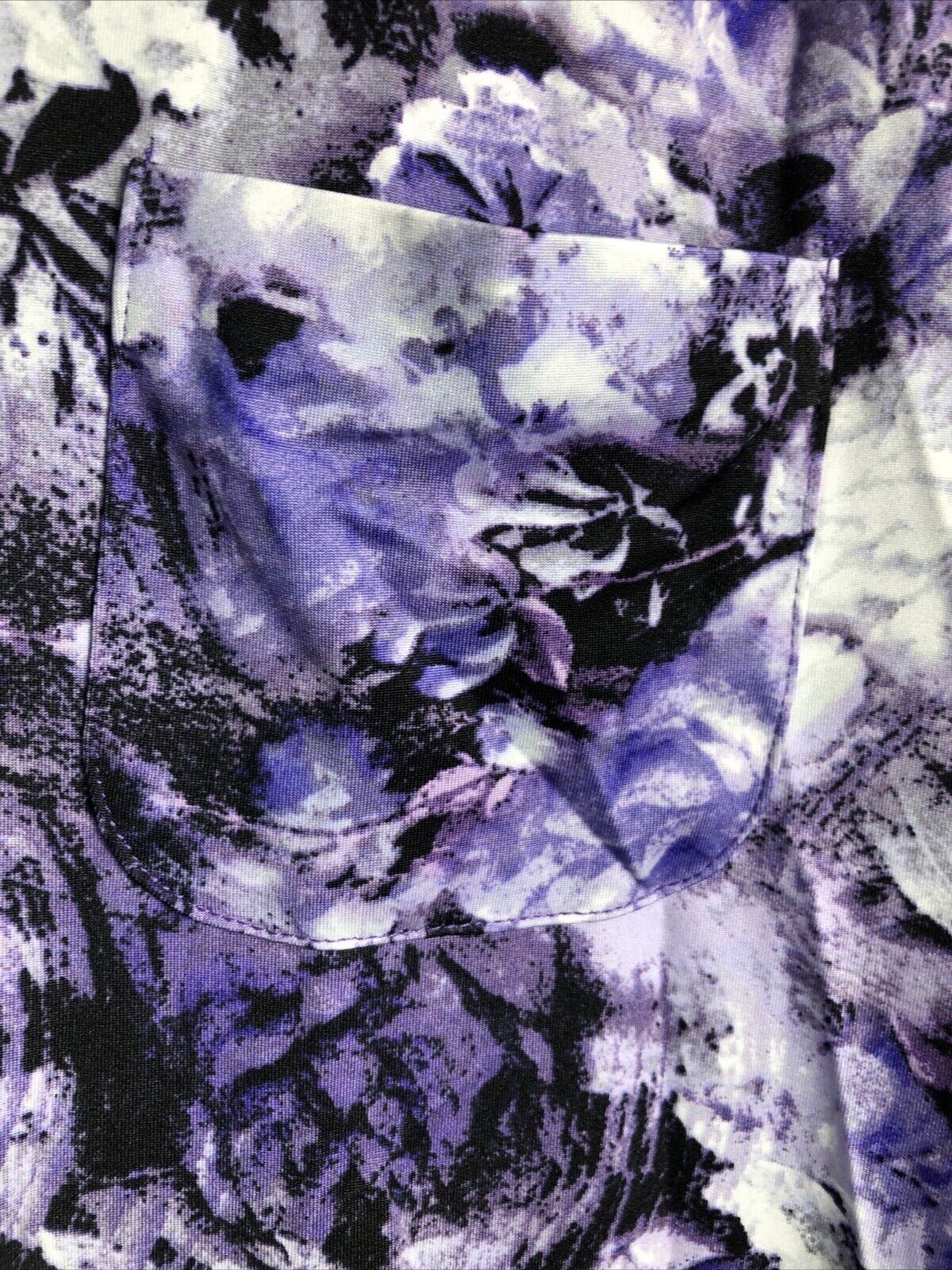 Roz&Ali Purple Floral Button Pockets Sher Sleeves V Neck Women’s Size L