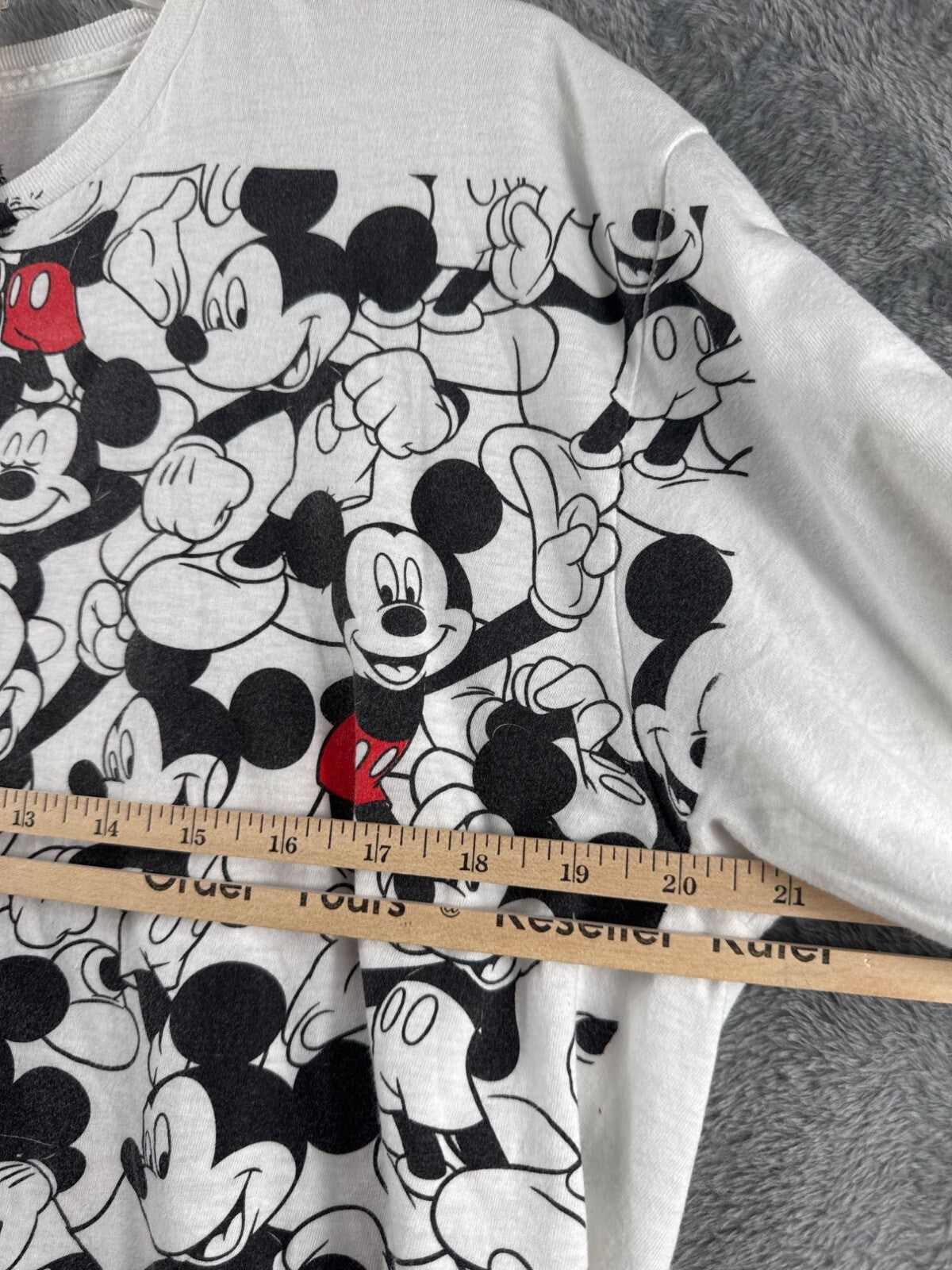 Vintage Mickey Mouse Shirt Allover Print Short Sleeve T-Shirt L Disney