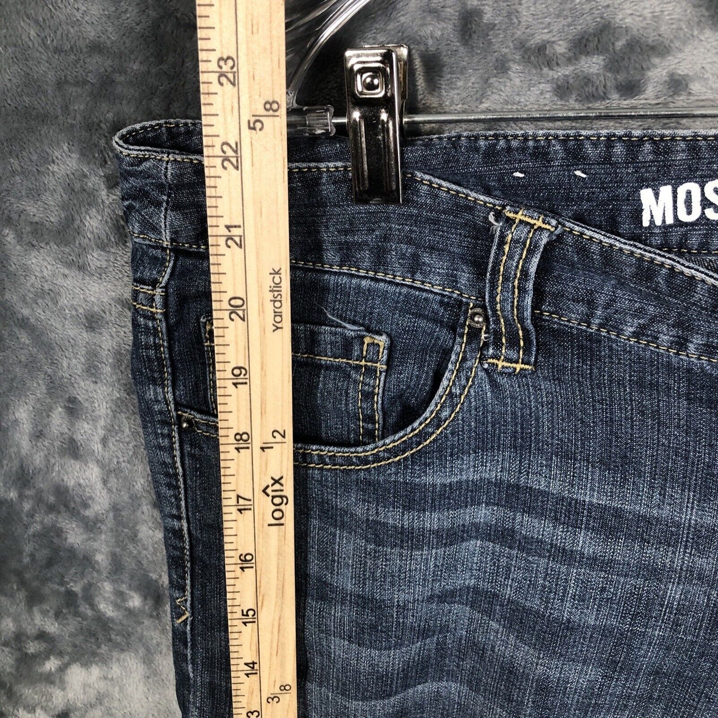 Mossimo Women’s   Shorts Bermuda Denim Size Adult 17 Distressed Stretch Fit 6