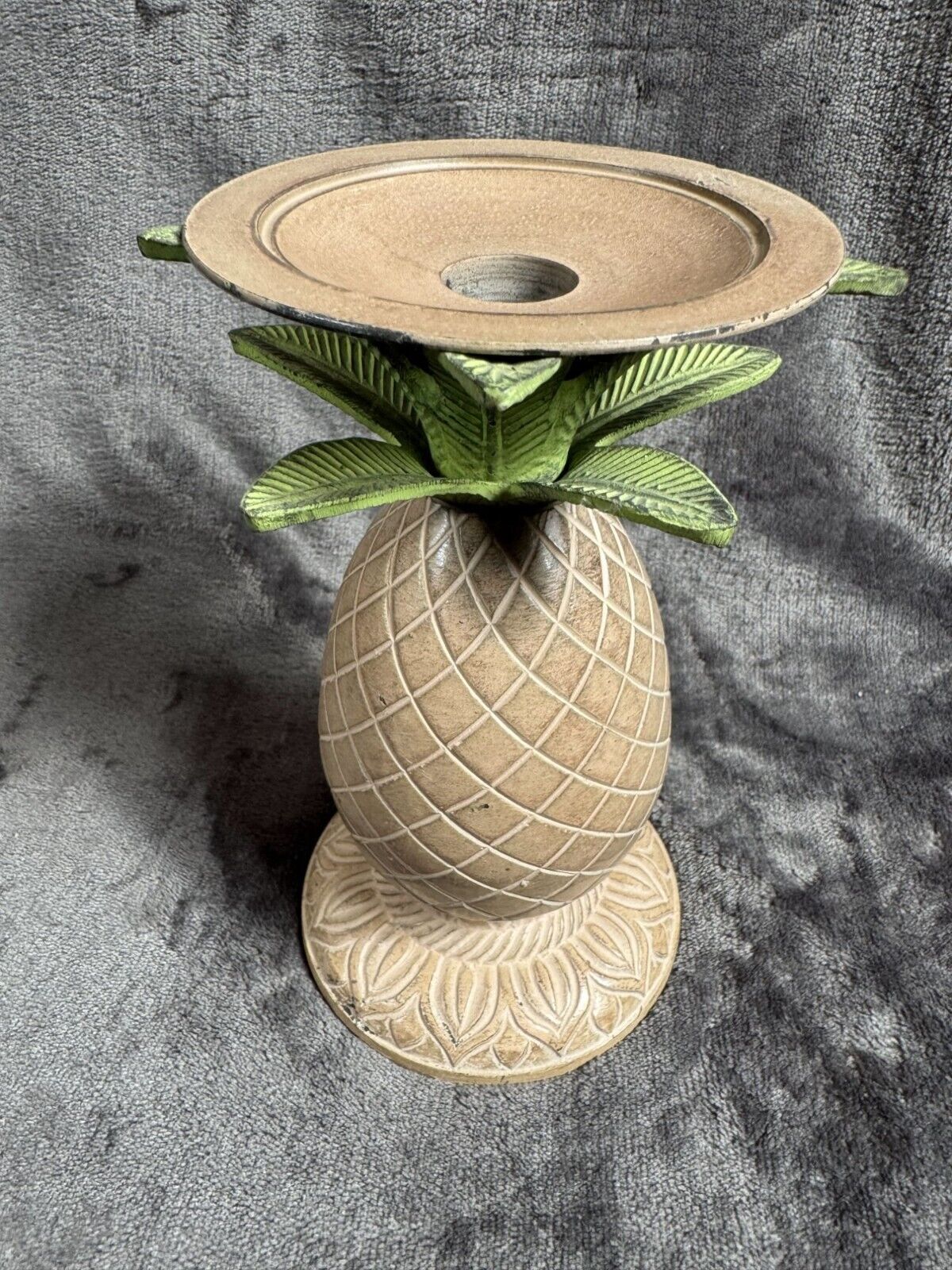 Pineapple Design Candle Holder Tropical Décor 12