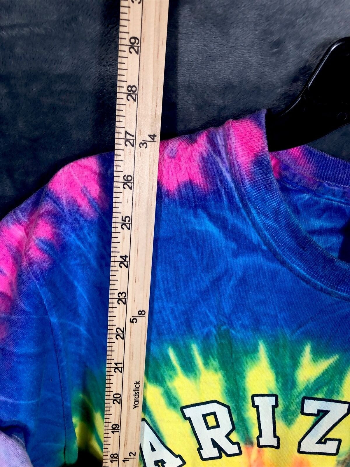Unisex Tie-Dyed Hippie Swirl Arizona T-Shirt Size Adult Medium