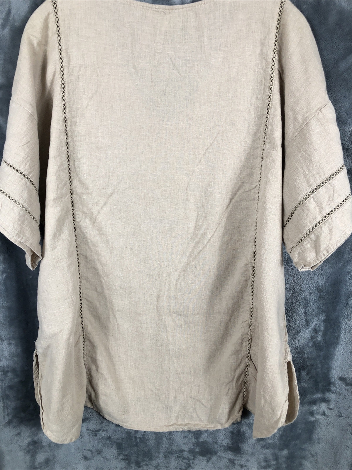 New Directions Woman's Blouse Size Adult Large Stitch Details Beige
