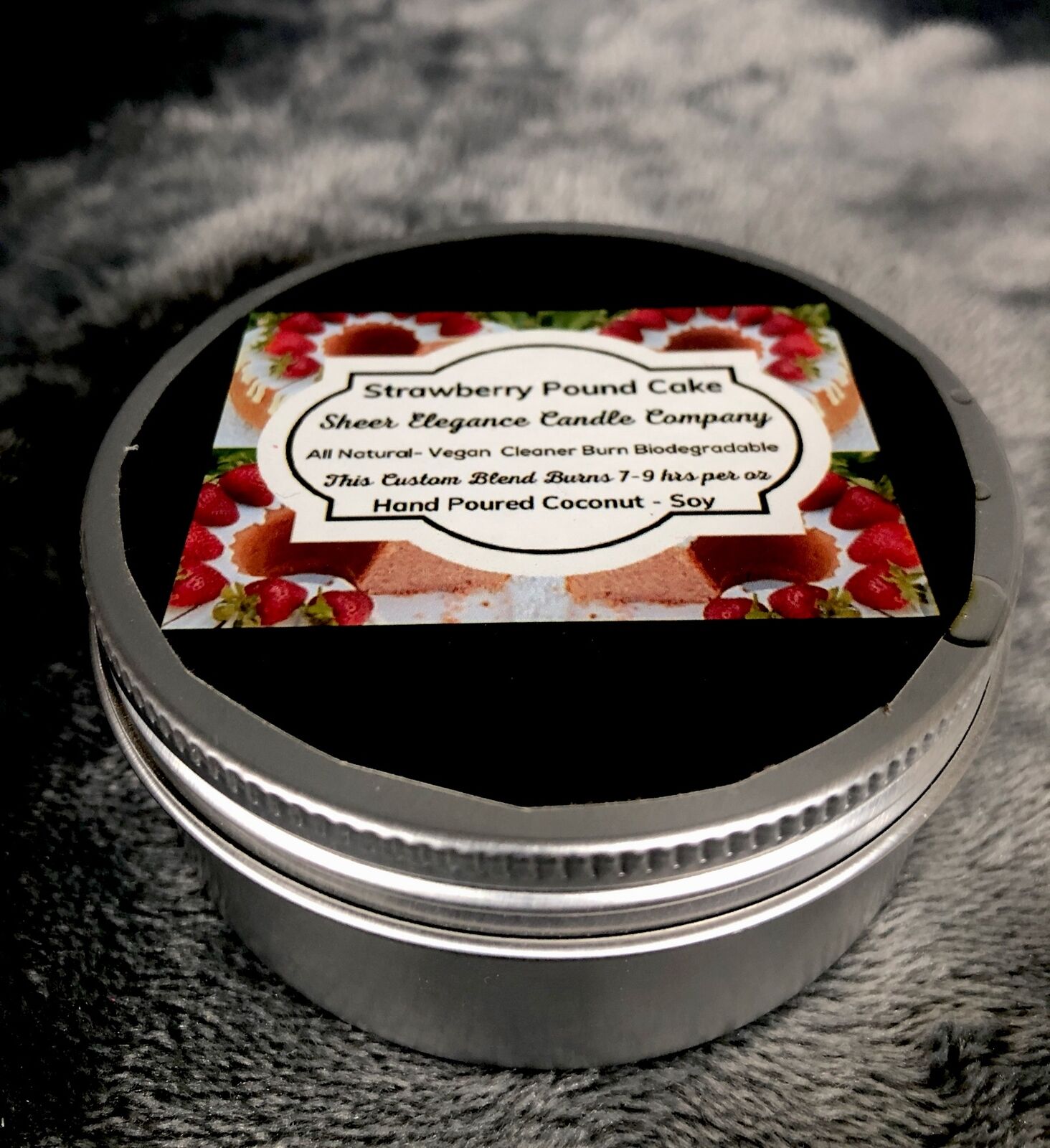 Candles Coconut Soy Blend Strawberry Poundcake 4 Ounce Tin Hand Poured 