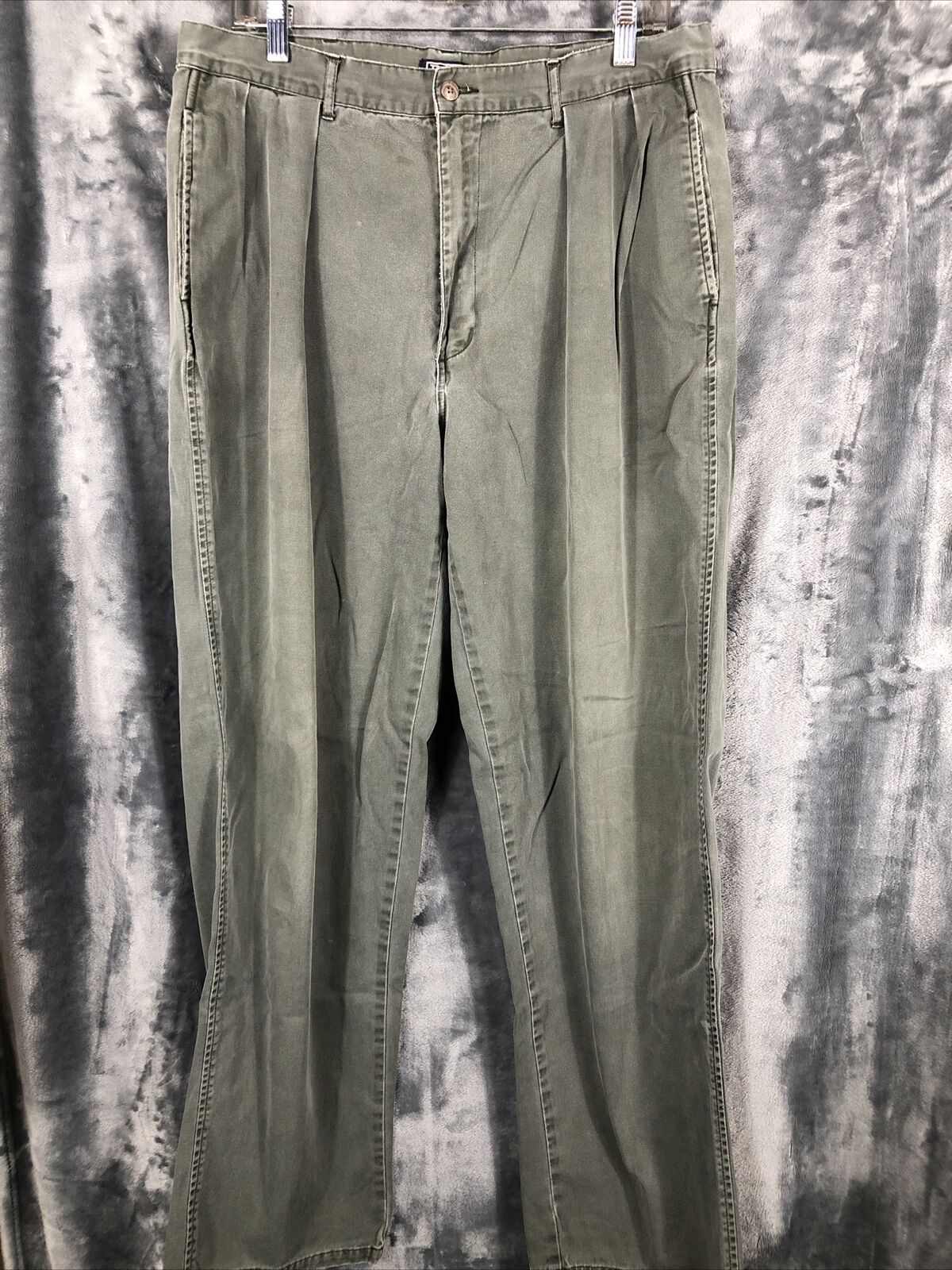 Polo By, Ralph Lauren  Mens Size 34/32 Pleaded Front Pants