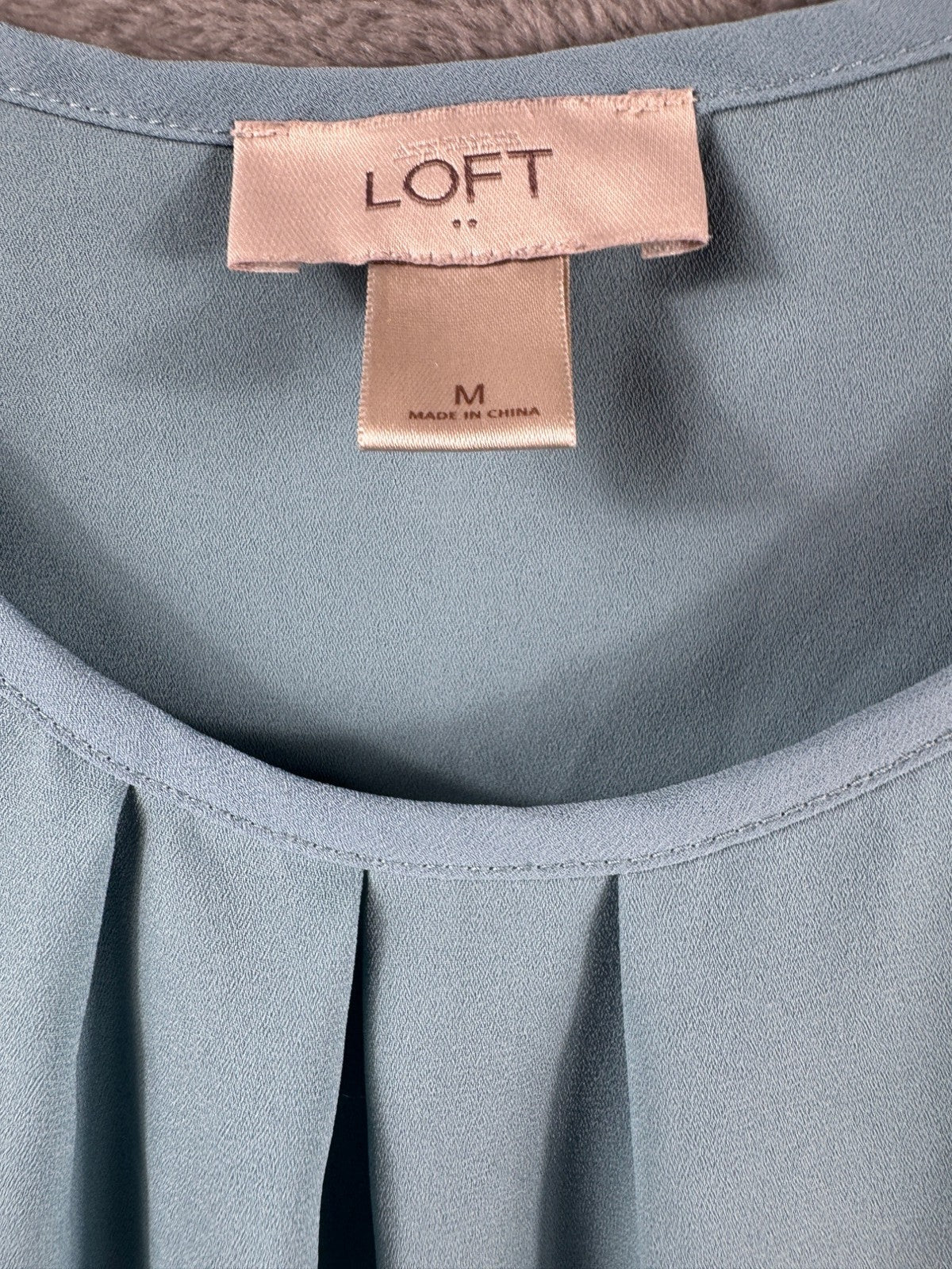 Loft Womens Light Blue Sleeveless Top With Lace Cap Sleeves Size M