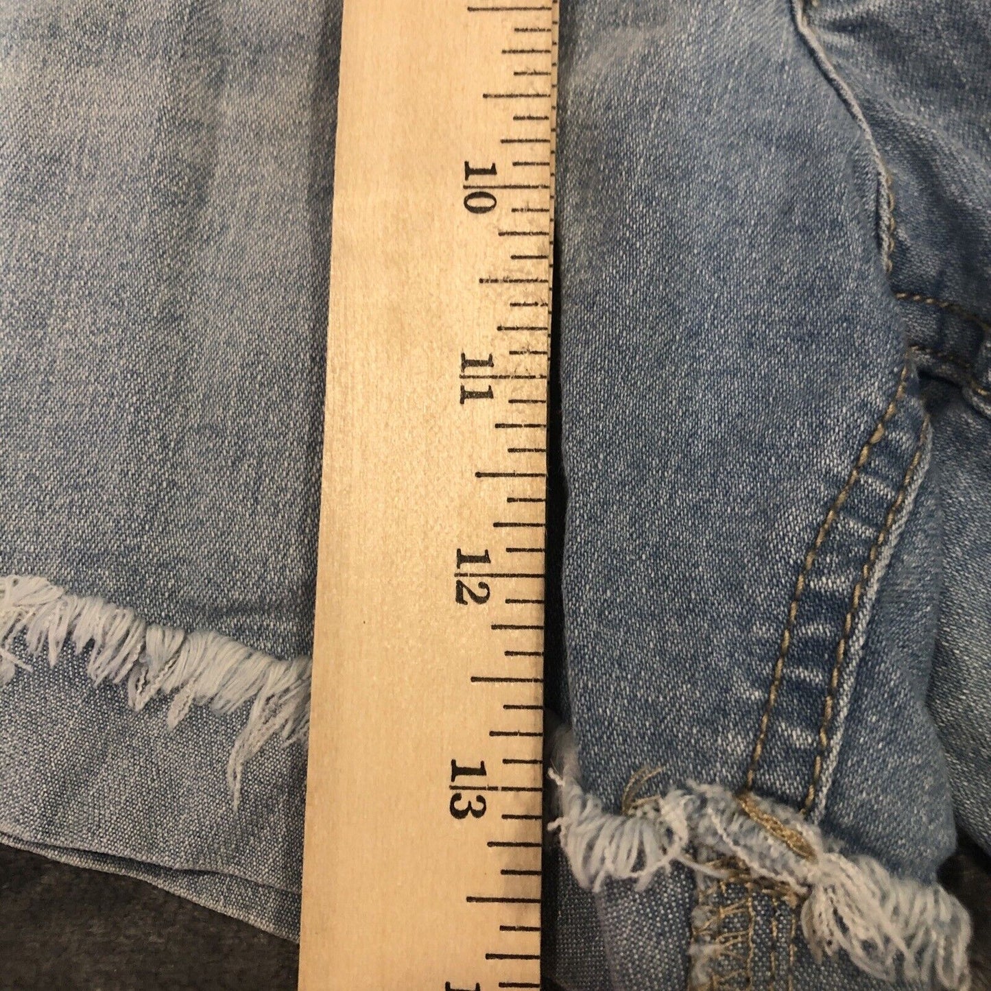 Faded Glory Woman’s Shorts Size 10  Shore Blue Jeans Stretch Shorts