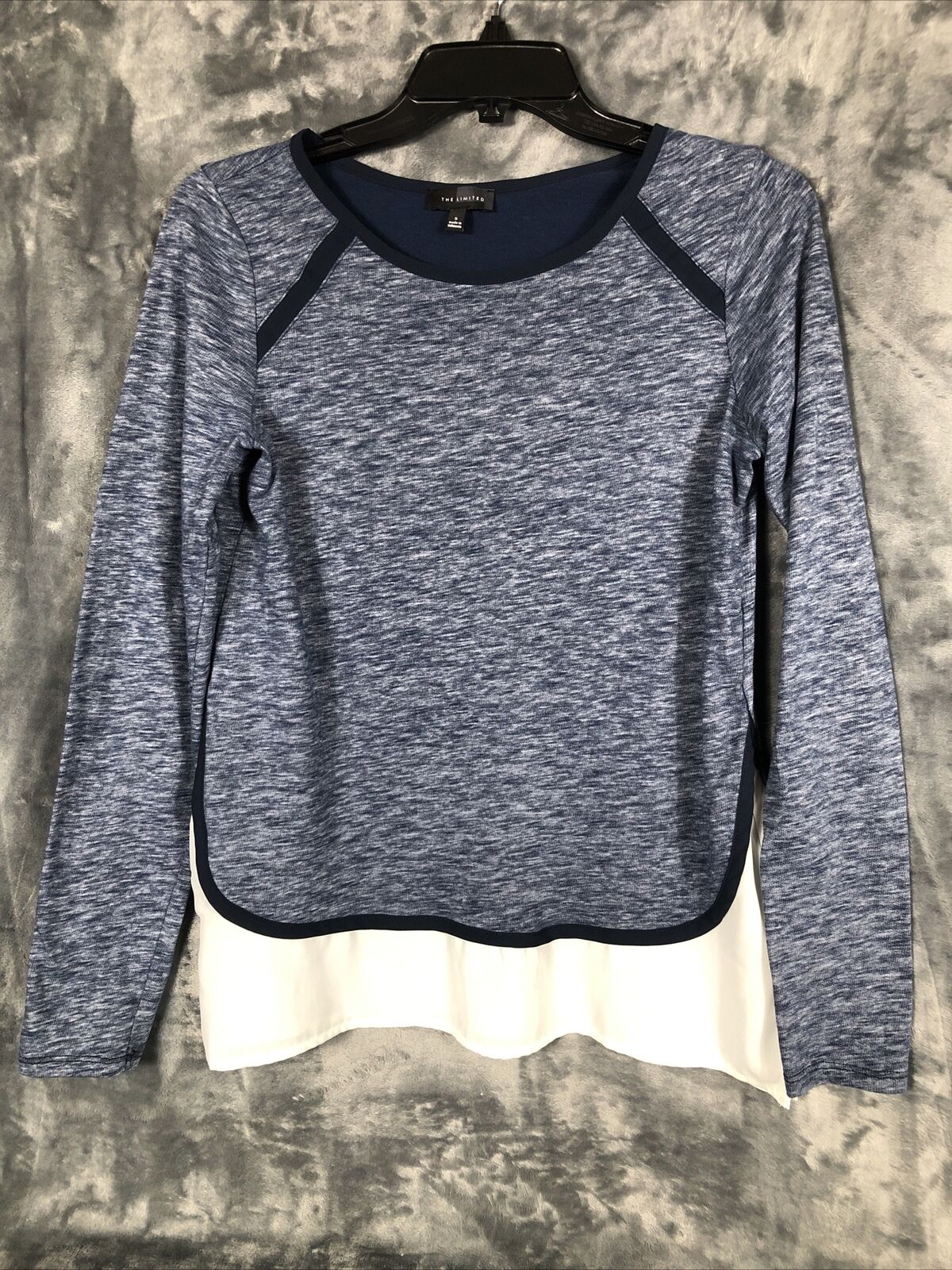 The Limited Women’s Sweater Pull Over Size Small Blue