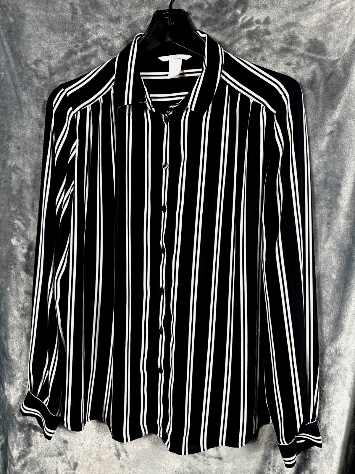 H&M Womens Black & White Striped Long Sleeve Button-Up Blouse Size 10