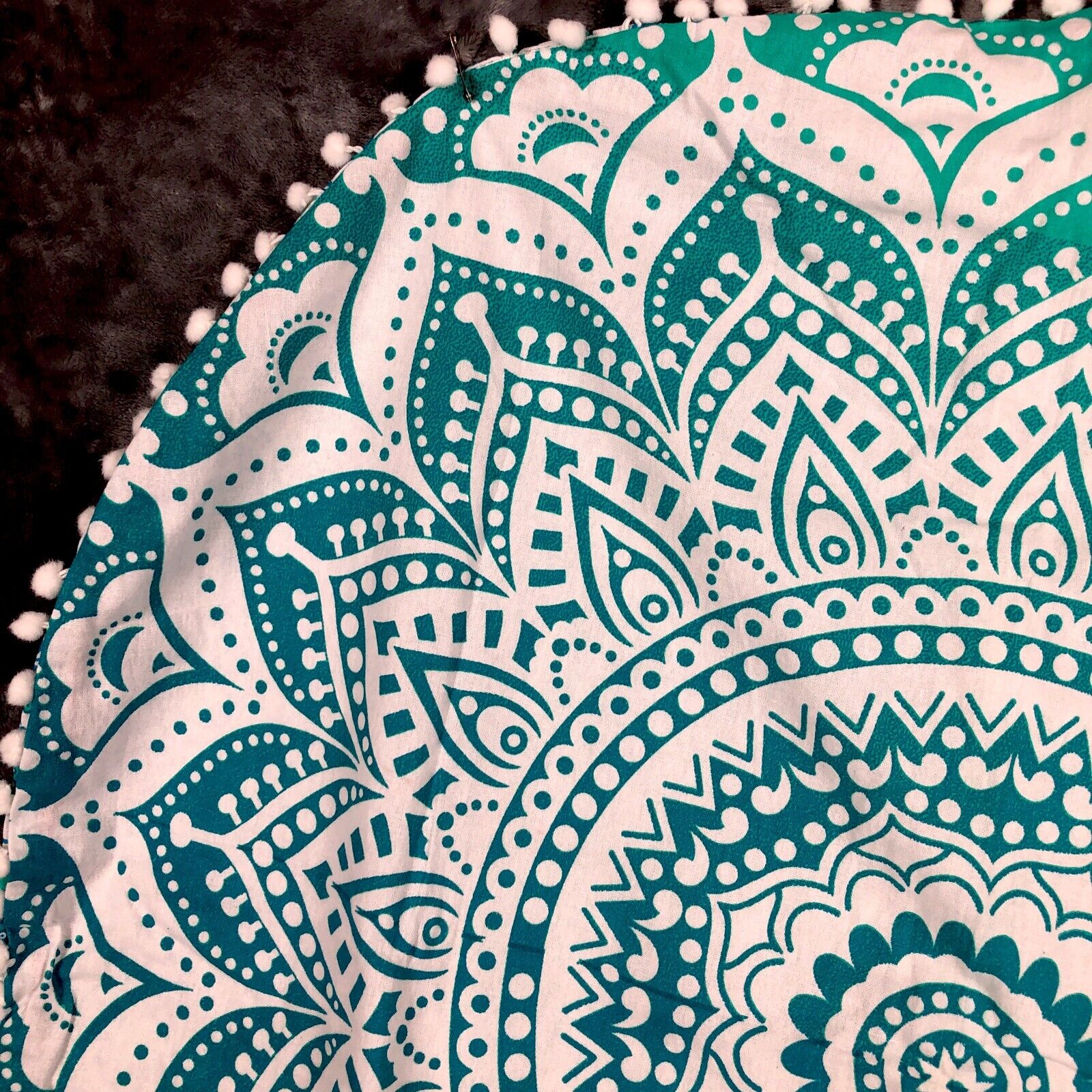 Madhu Tapestry Turquoise Blue/Green Ombre Hippie Mandala 32” Round Cushion Cover