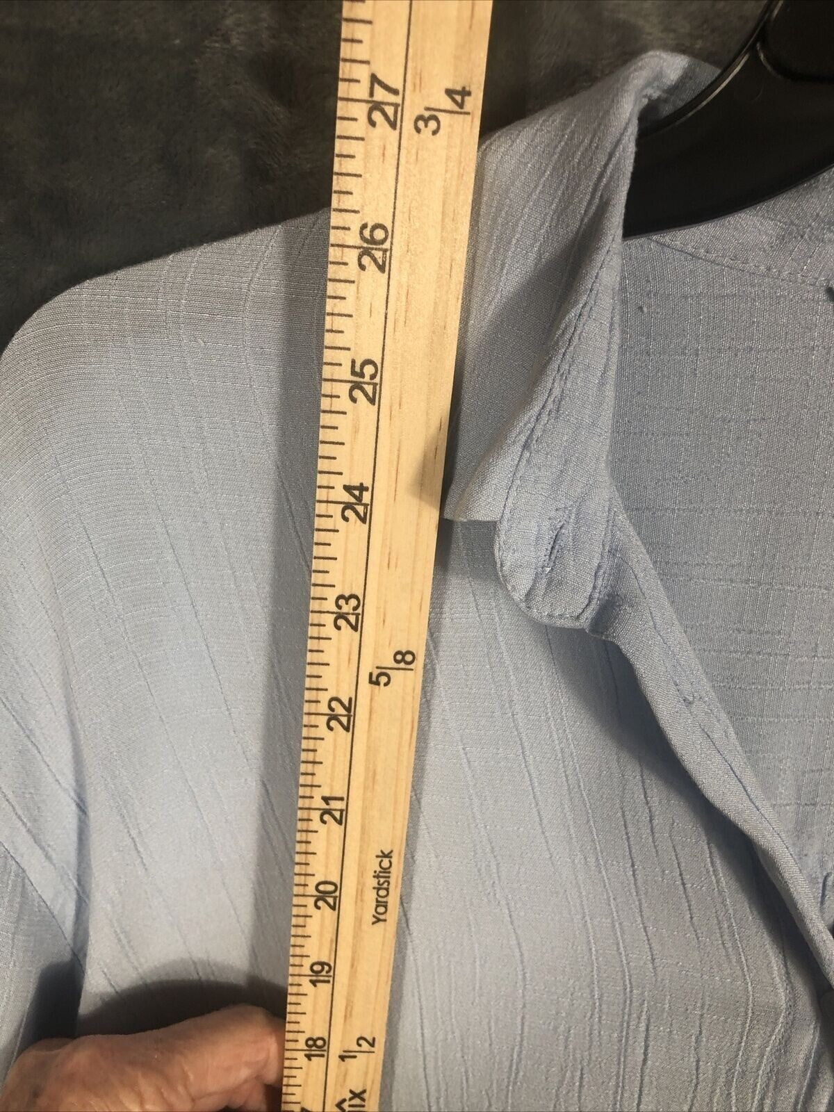 H&M Light Blue Womens Long Sleeve Button-Up Shirt Size 2