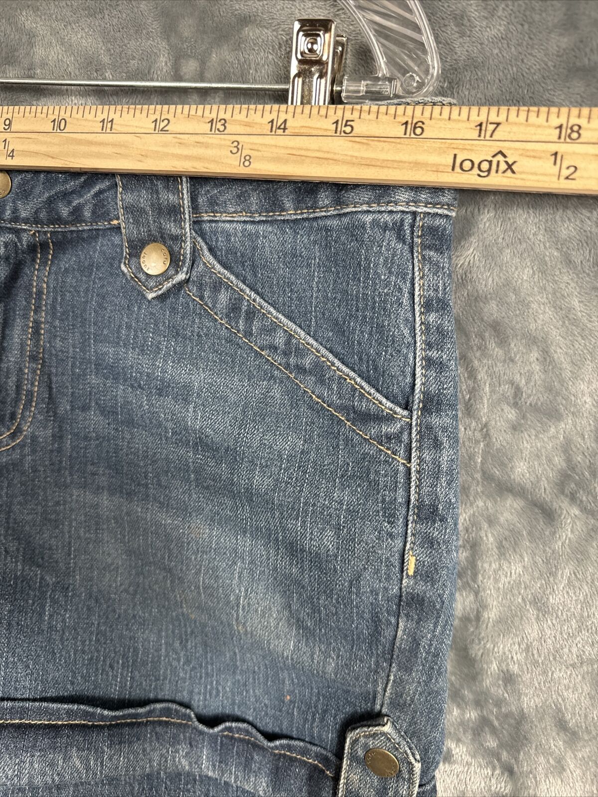 Woman's Denim Shorts Cuffed Adult Size 6 Cato Hot Pants