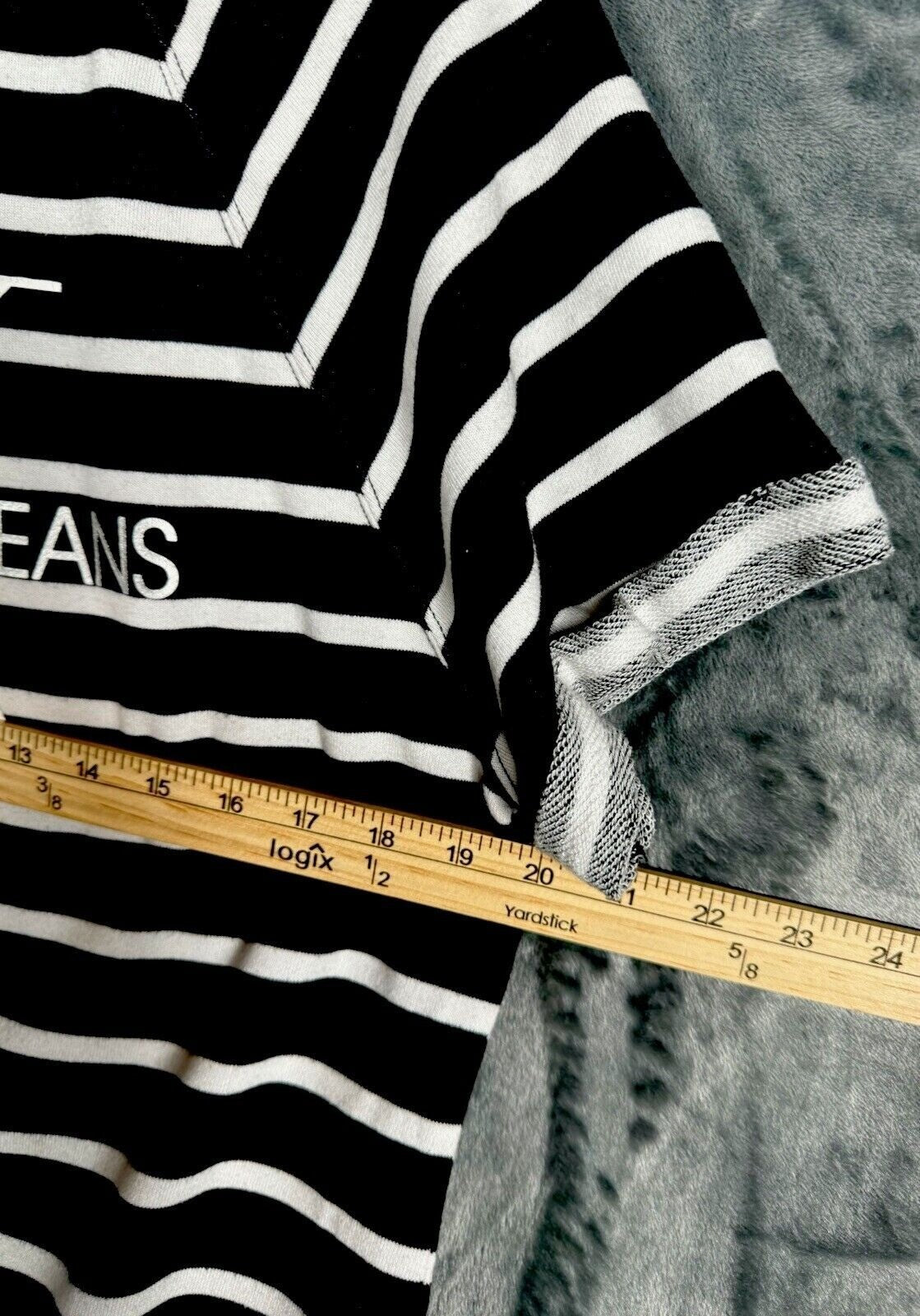 Calvin klein Woman's Shirt Crop Top Black/White Size Adult Medium