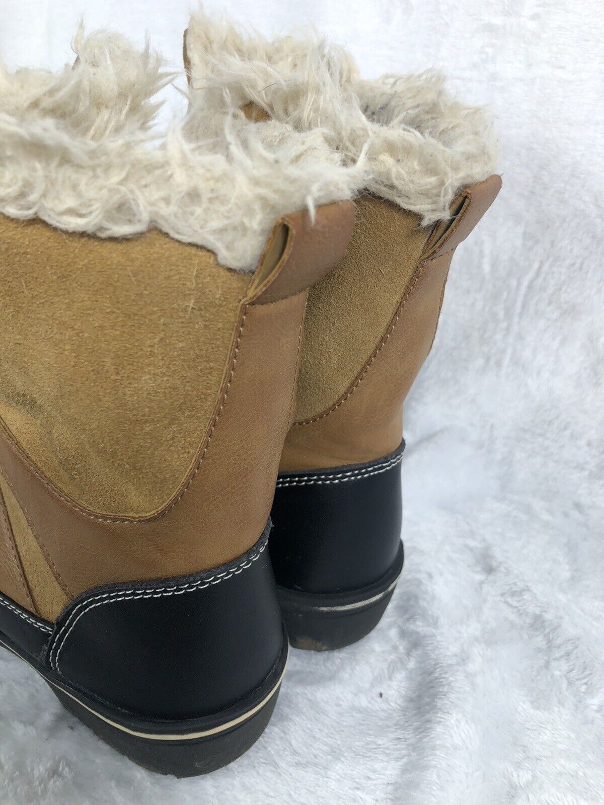 Meron Boots Woman’s High Top Leather Faux Fur-Lined Lace Up Shoe 7