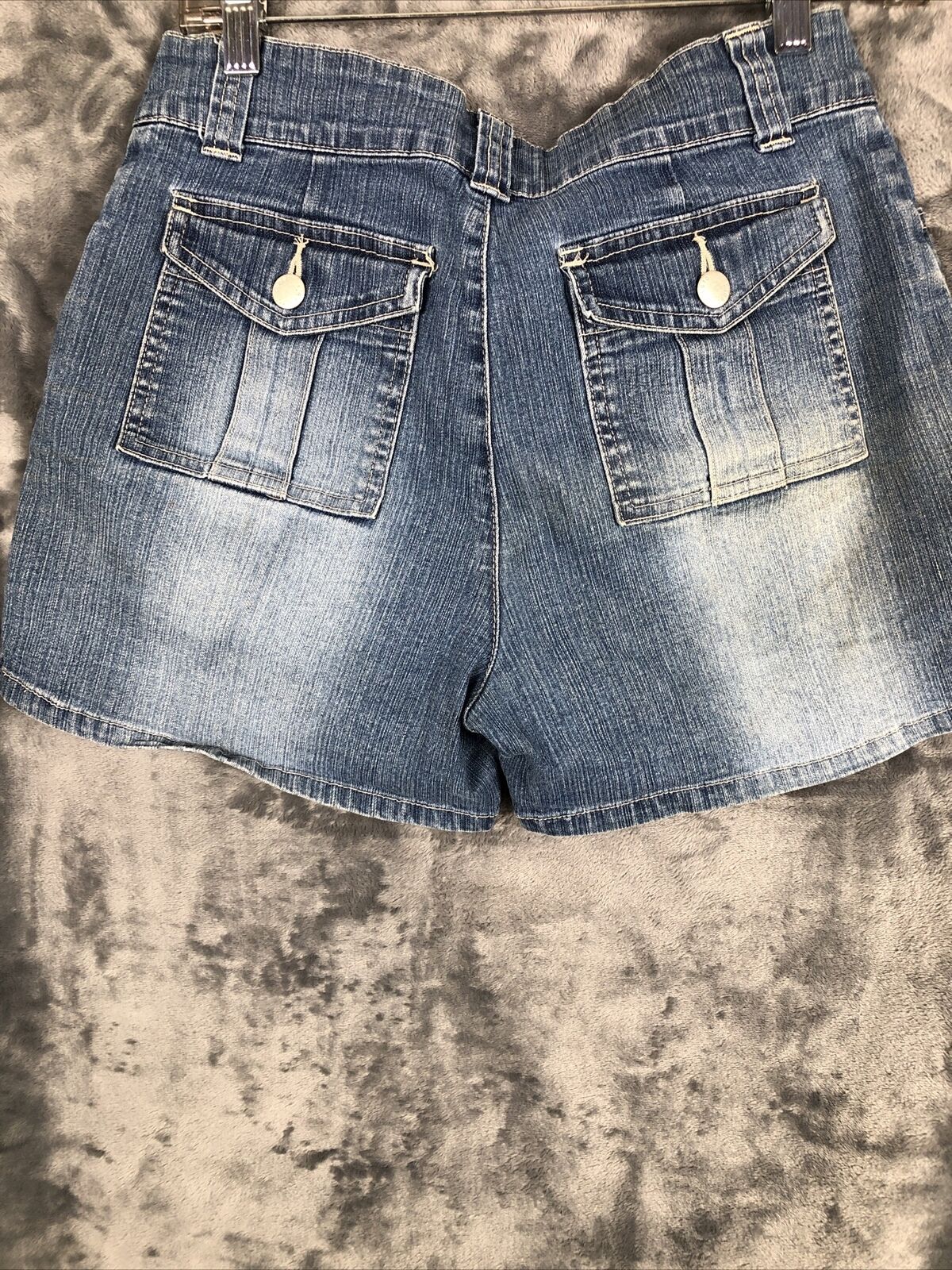 Cato , Pocket Shorts , Woman’s ,Size 6 ,