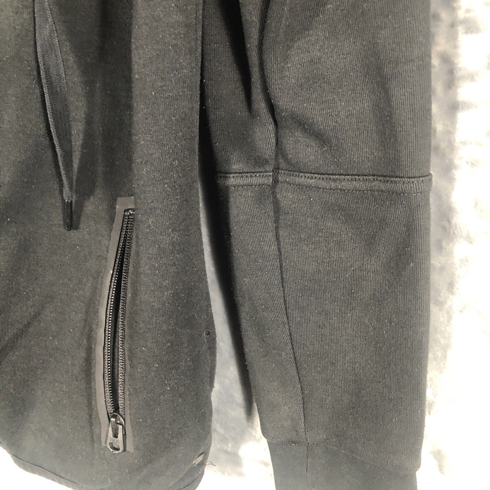 American Eagle Sweater Woman's Black Zip Up Hoodie Sweatshirt Super Soft