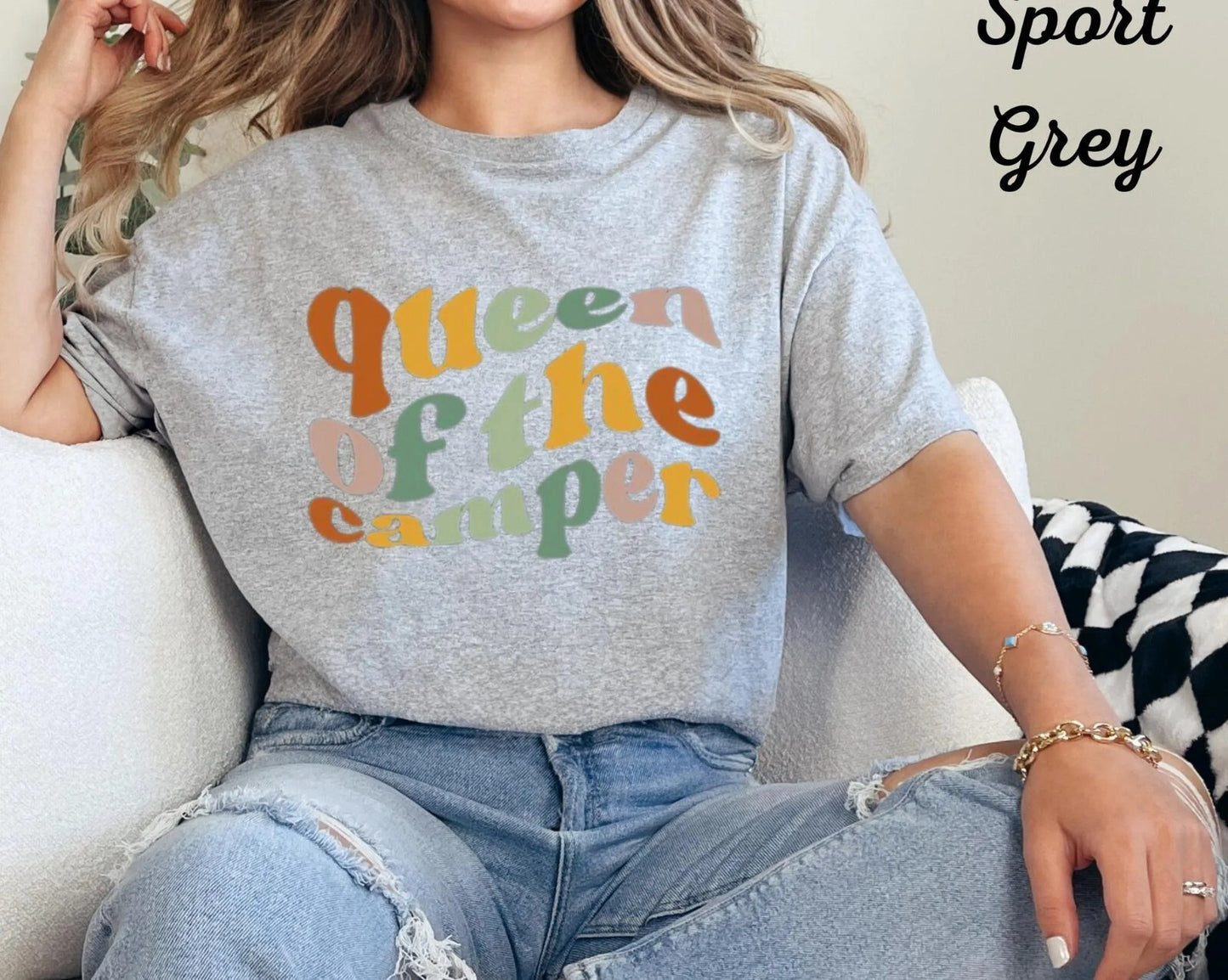 Womans T Shirt Queen Of The Camper Graphic T-Shirt White Or Sport Grey Sizes S-3