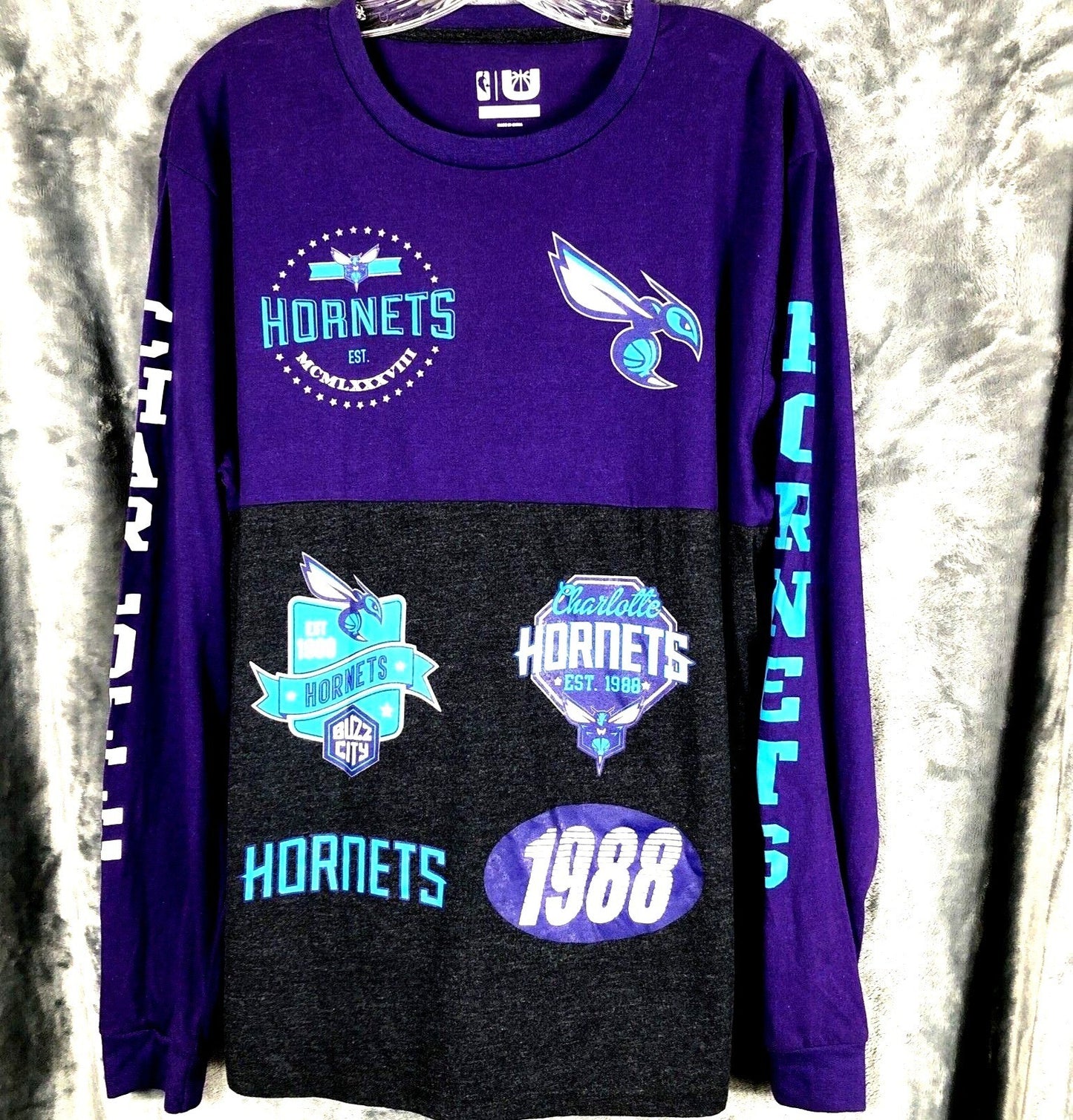 NBA Charlotte Hornets Long Sleeve T-Shirt Large
