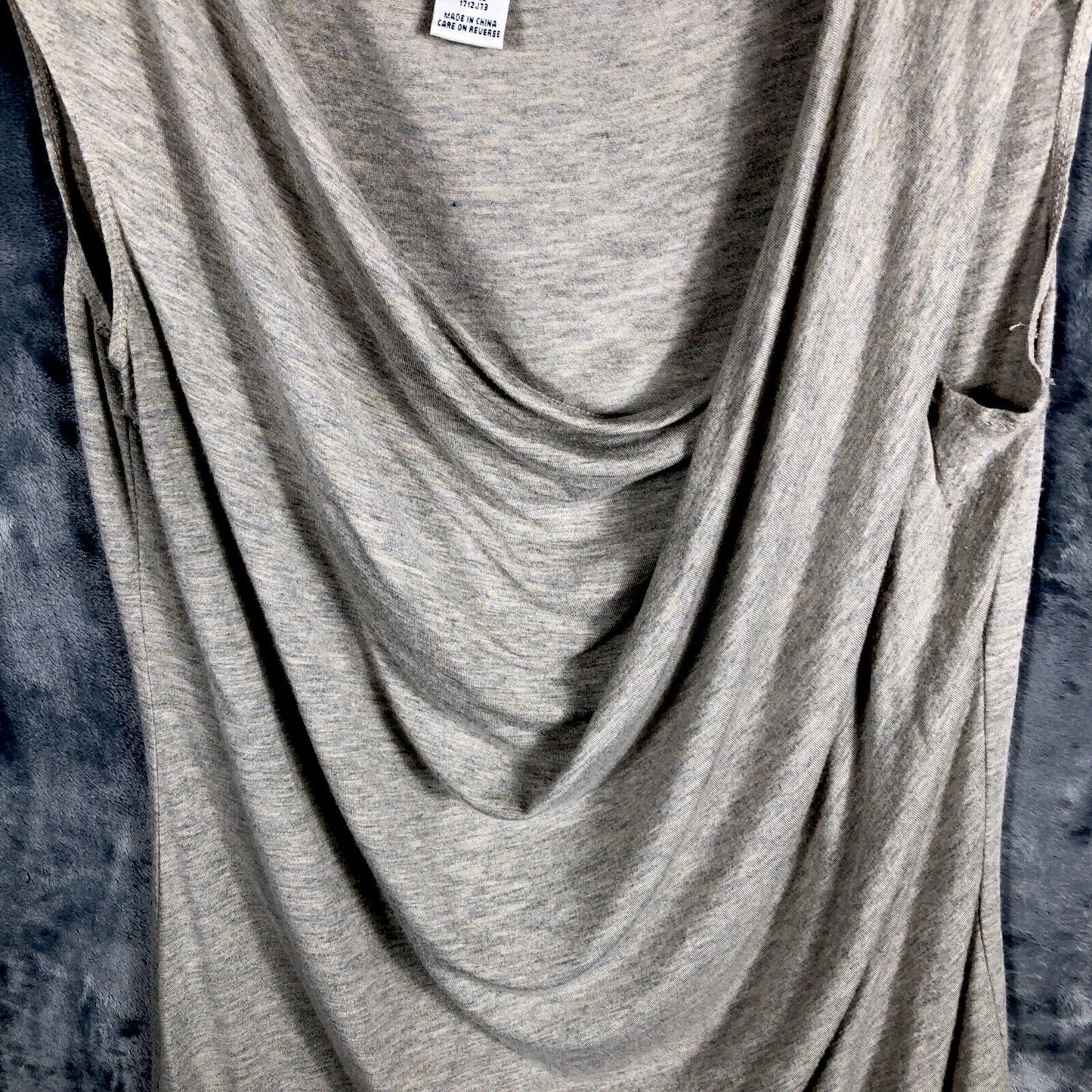 Max Studio Woman's Top Sleeveless Shirt Cute Blouse Large 
