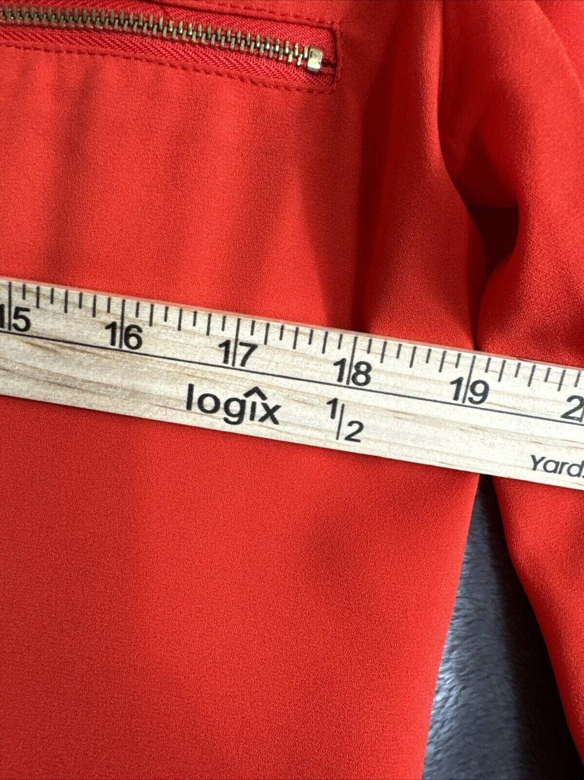 Roz & Ali Womens Red V-Neck Blouse With Zipper Detail Size S