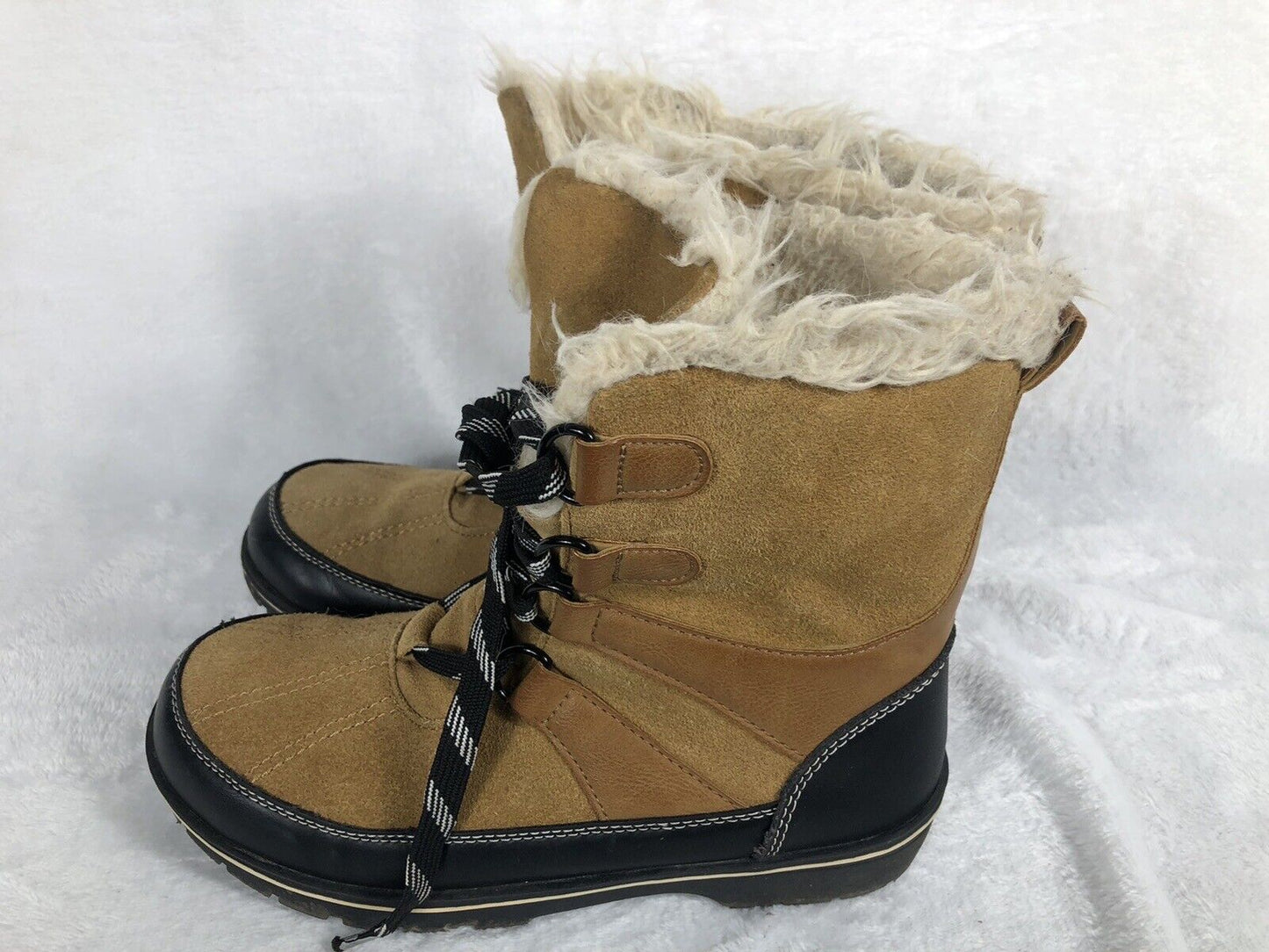 Meron Boots Woman’s High Top Leather Faux Fur-Lined Lace Up Shoe 7