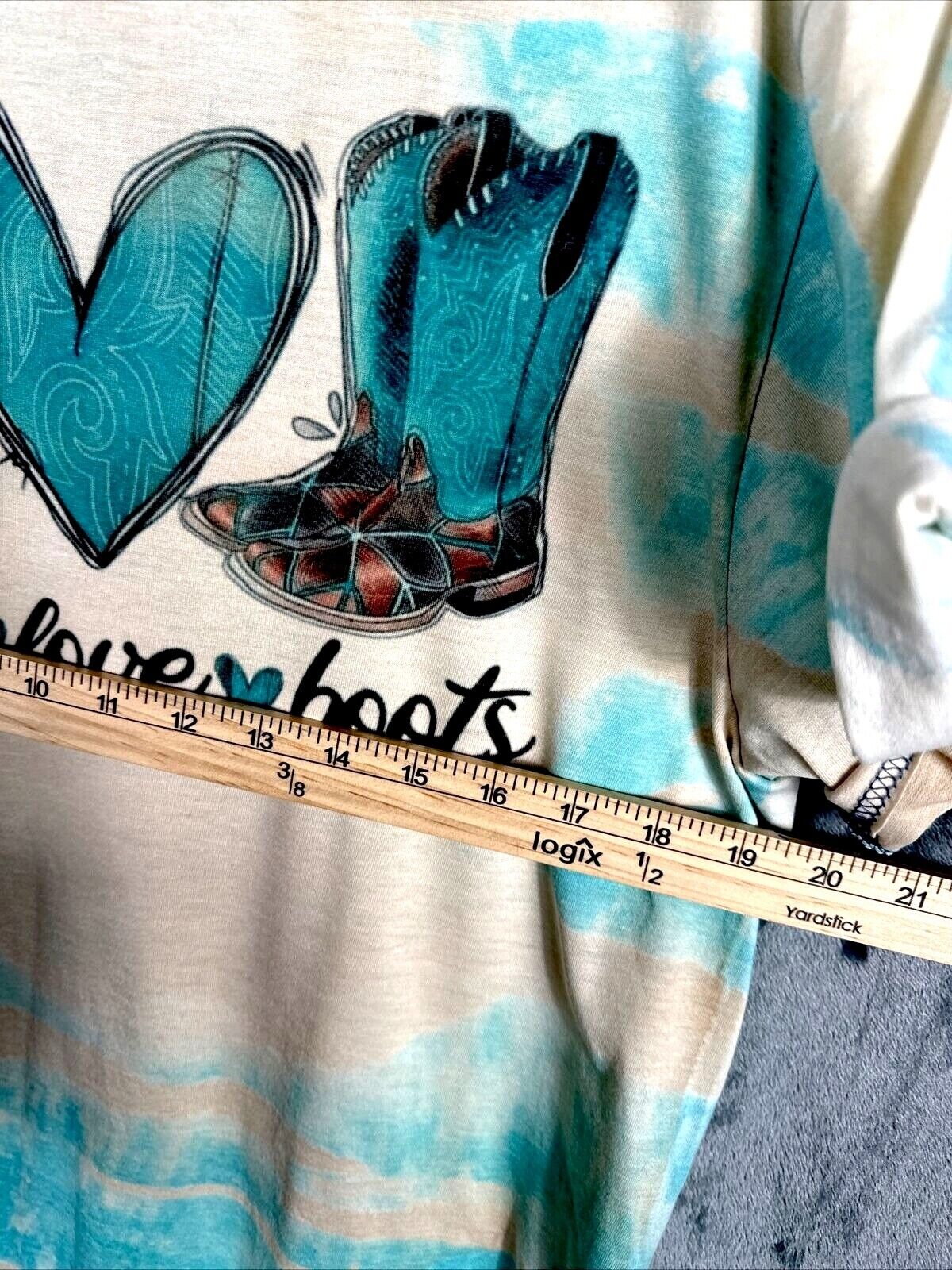 Women’s T-shirt Peace Love And Boots Cowgirl Bleached Blue Shirt Size Large