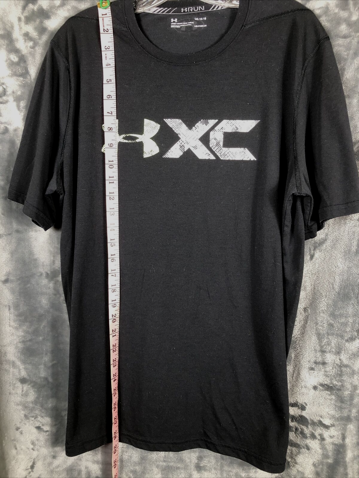 Under Armor Mens Shirt  Black Size Large Loose Fit T Shirt