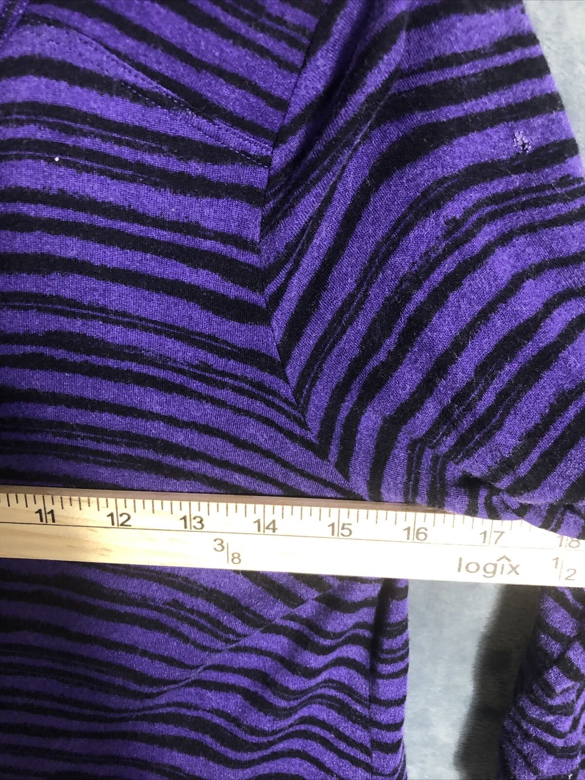 APT 9 Shirt Women’s Long Sleeved Purple/Black Striped Tops Adult Size Medium