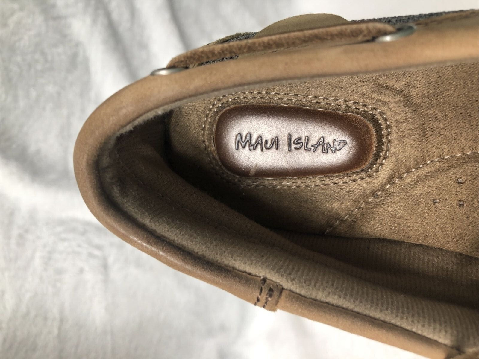 Maui Island Womens Tan Shoes Leather Casual Boat Boat Shoes Size 6 M
