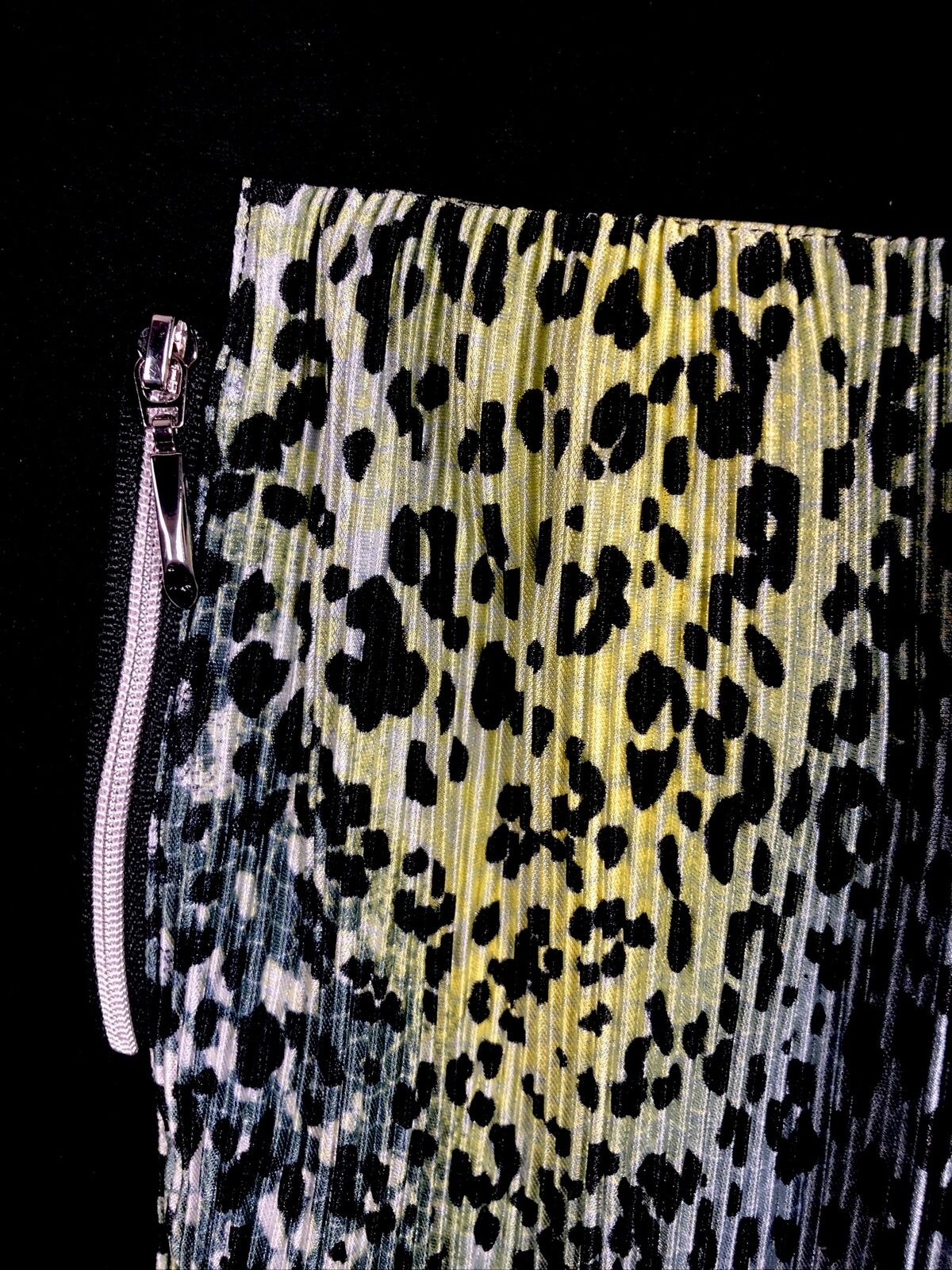 Jamie  Sadock Women’s Skort Size 4 Short Black With Animal Print 2 Zippers Front