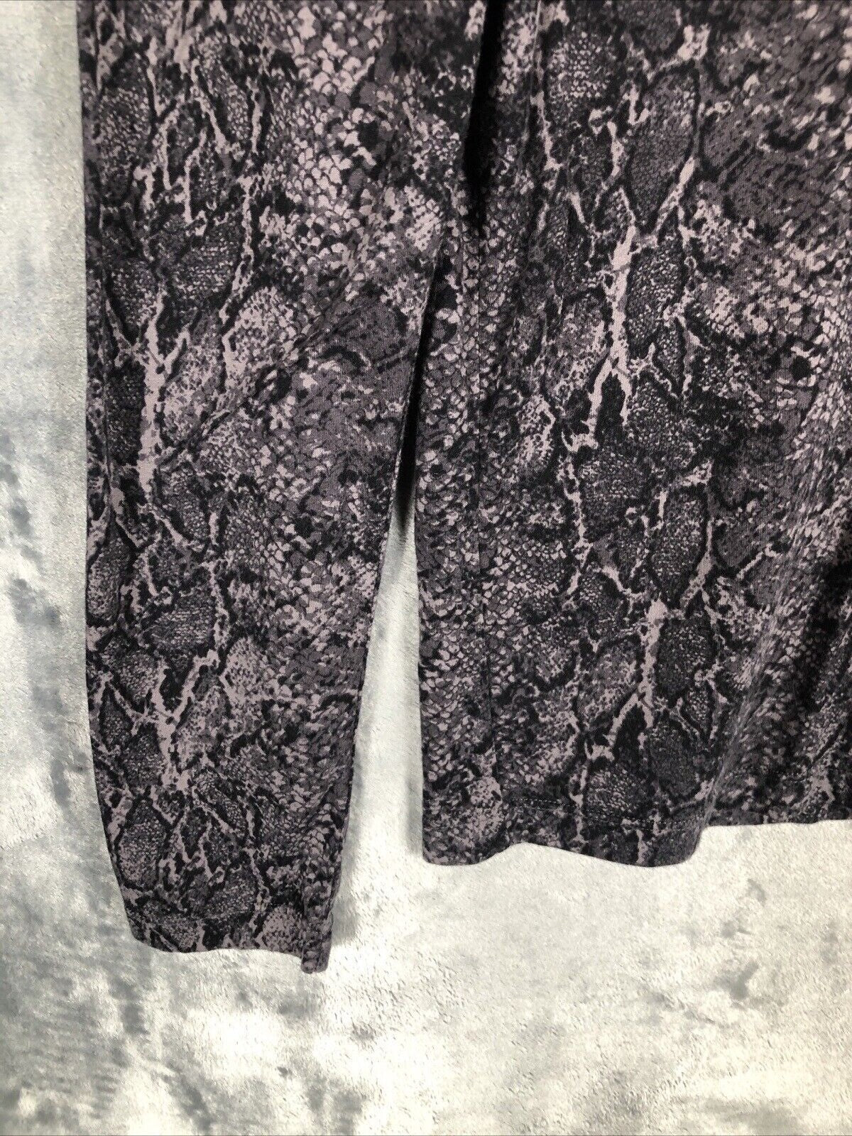Rail Blouse Womens Animal Snake Print V-Neck Long Sleeve Top Adult X Small