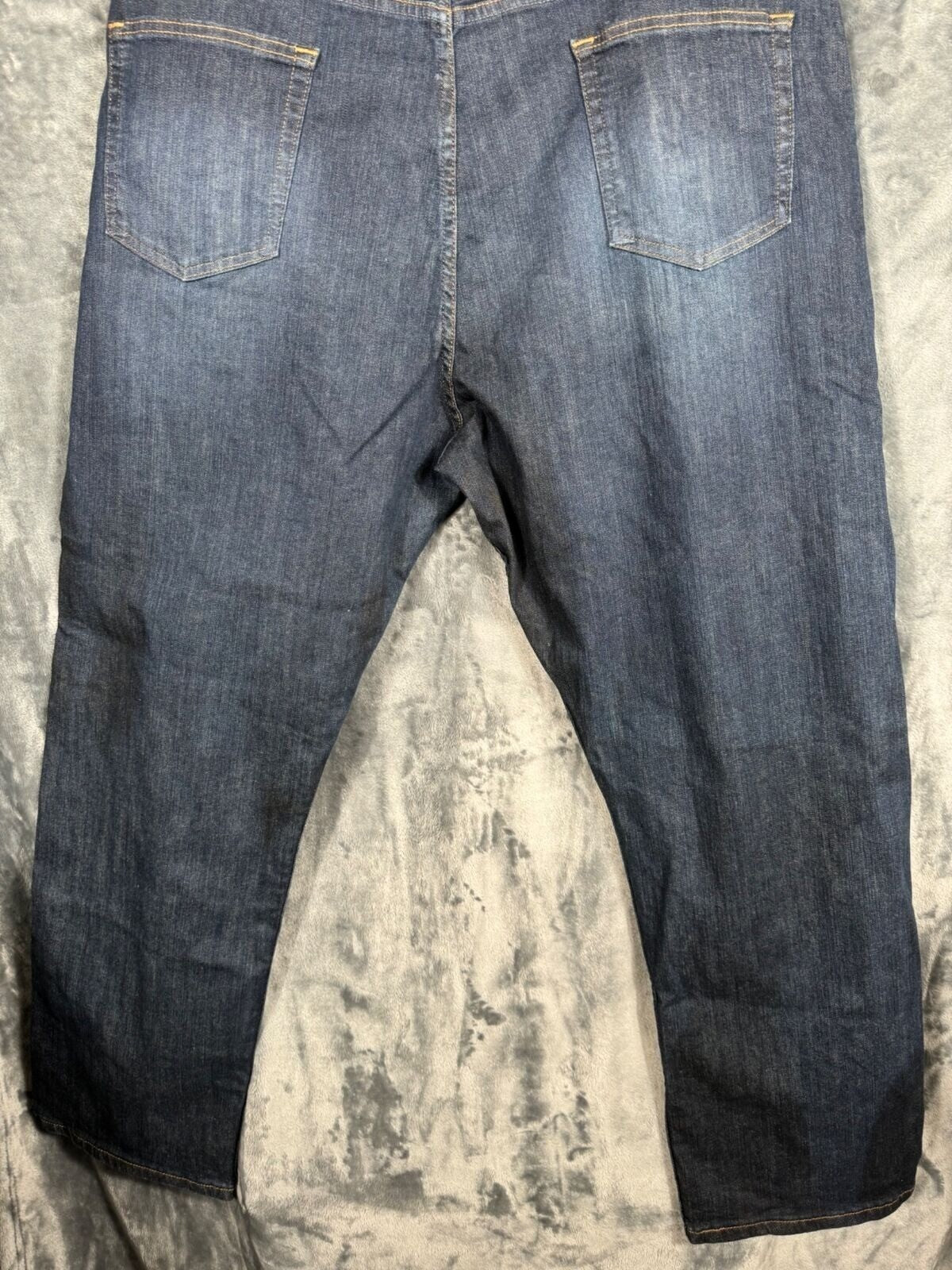 Wrangler Denim Men's Pants Relaxed Fit Jeans Adult Size Men’s 42-30