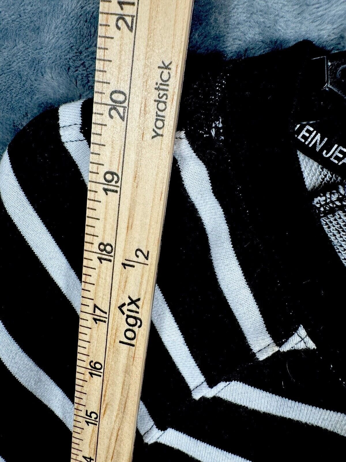 Calvin klein Woman's Shirt Crop Top Black/White Size Adult Medium