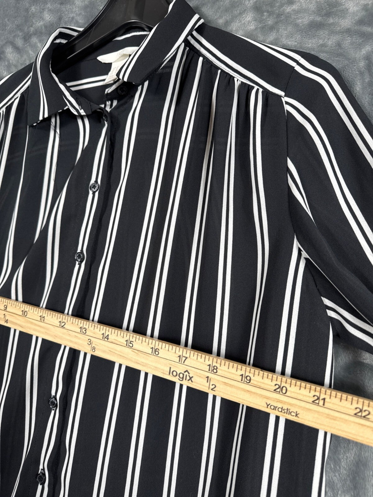 H&M Womens Black & White Striped Long Sleeve Button-Up Blouse Size 10
