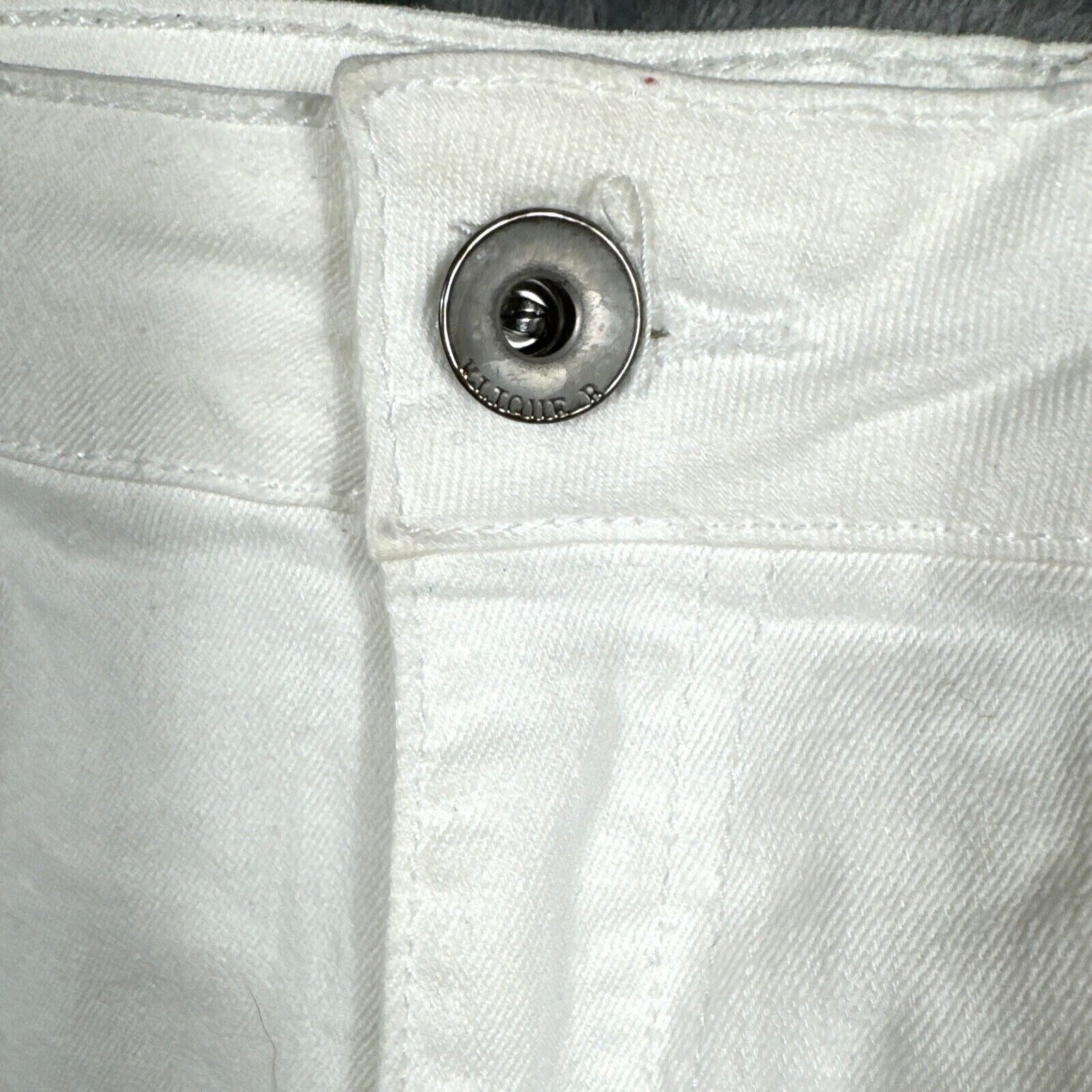 White Distressed Frayed Hem Denim Shorts Size M Klique B