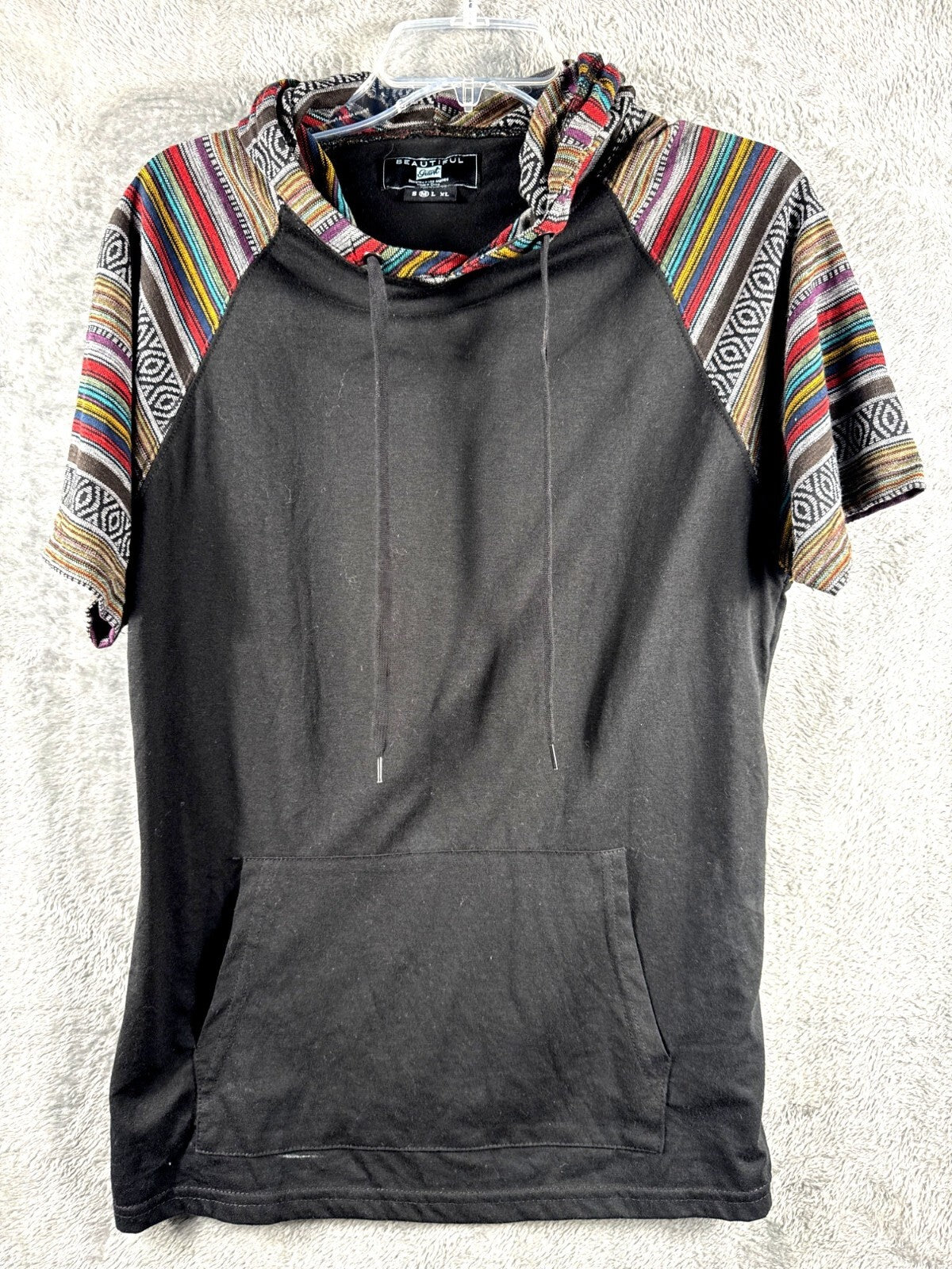Beautiful Giant Mens Shirt Black Hoodie With Aztec Print Raglan Sleeves Size M